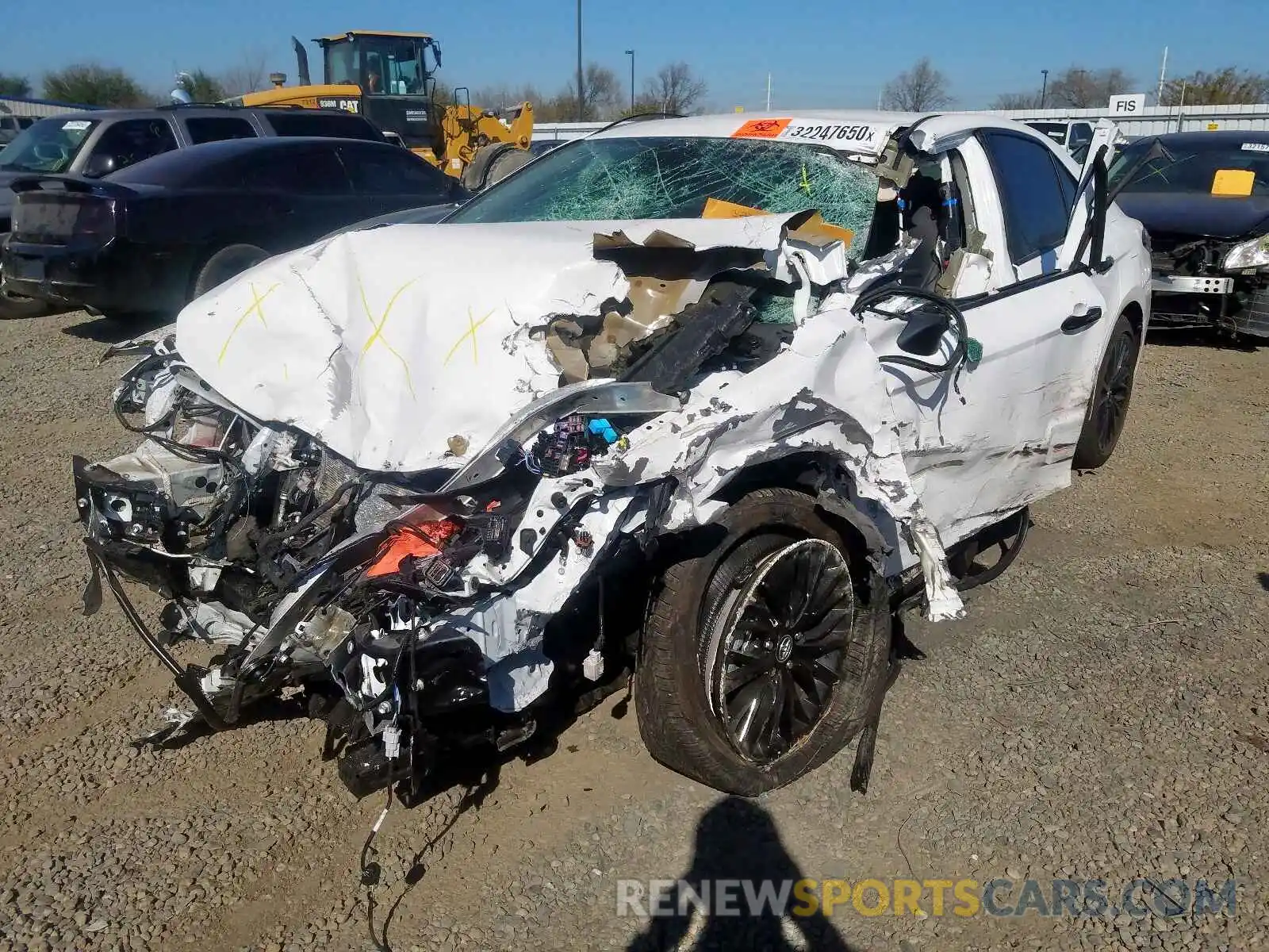 2 Photograph of a damaged car 4T1B11HK6KU286364 TOYOTA CAMRY 2019