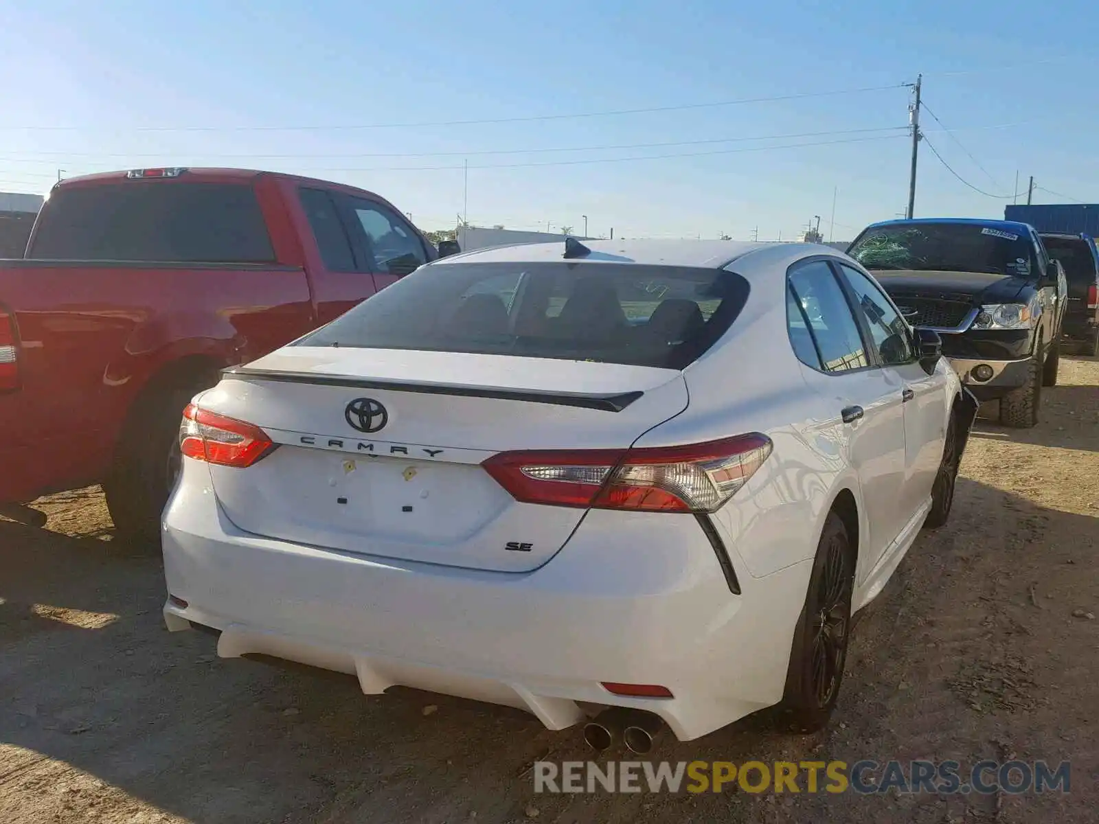 4 Photograph of a damaged car 4T1B11HK6KU287451 TOYOTA CAMRY 2019