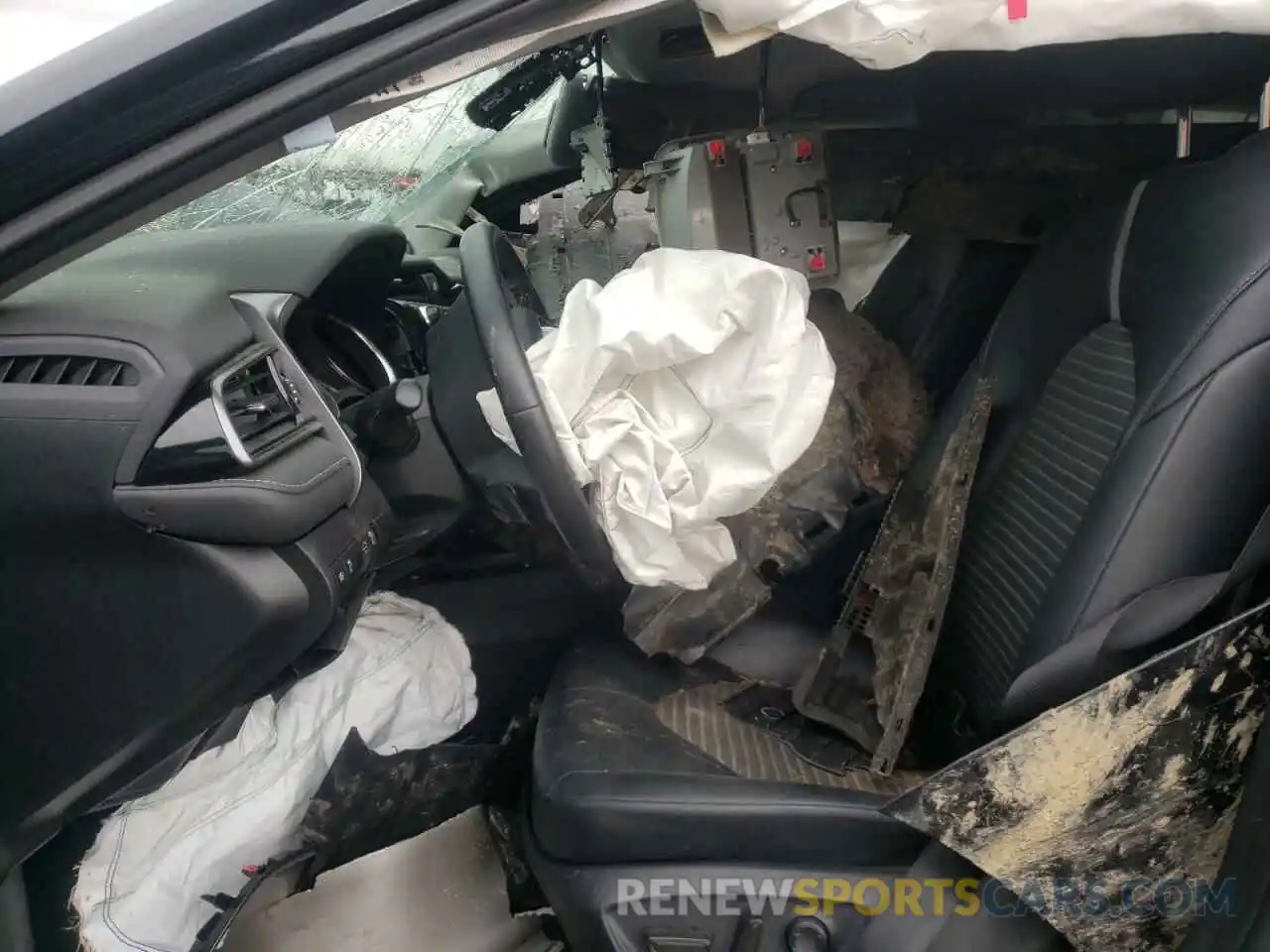 5 Photograph of a damaged car 4T1B11HK6KU288101 TOYOTA CAMRY 2019