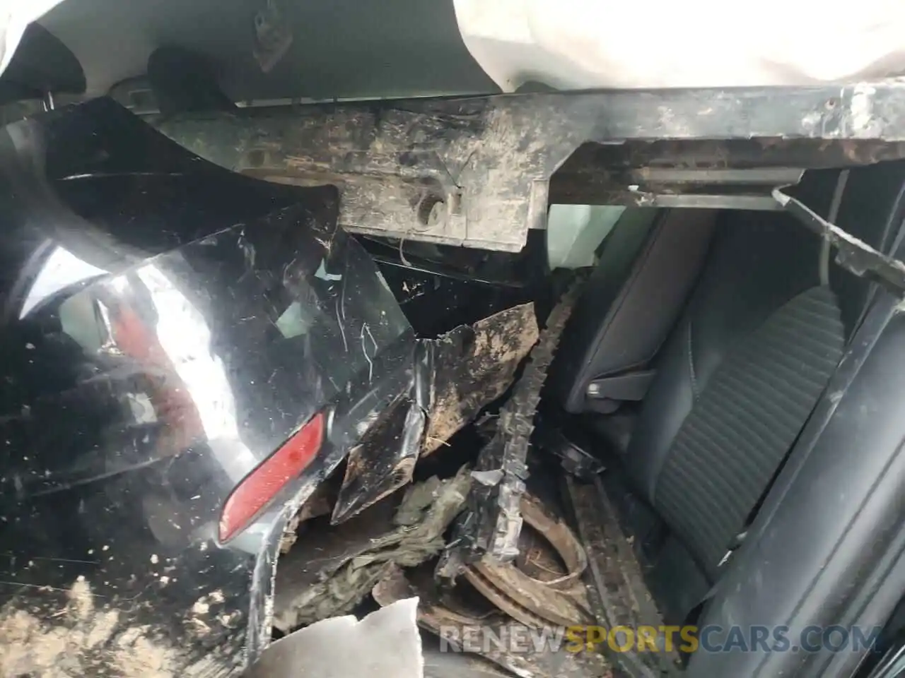 6 Photograph of a damaged car 4T1B11HK6KU288101 TOYOTA CAMRY 2019