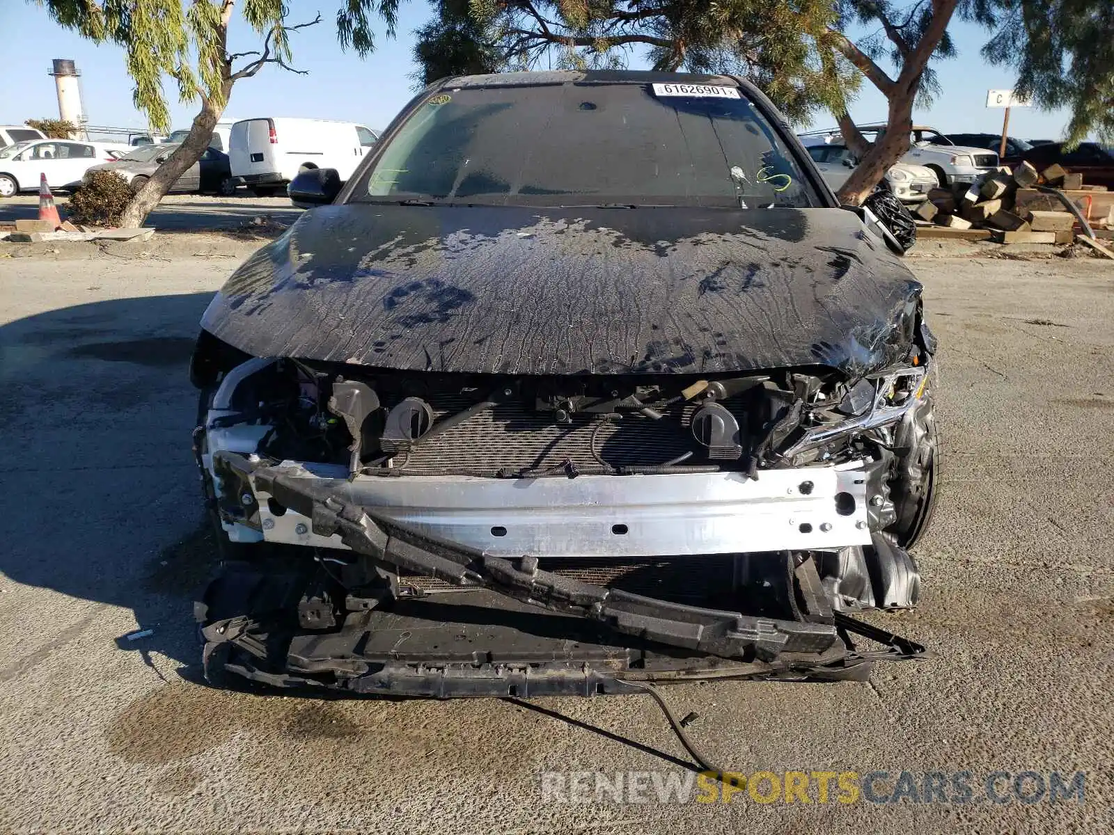 9 Photograph of a damaged car 4T1B11HK6KU288941 TOYOTA CAMRY 2019