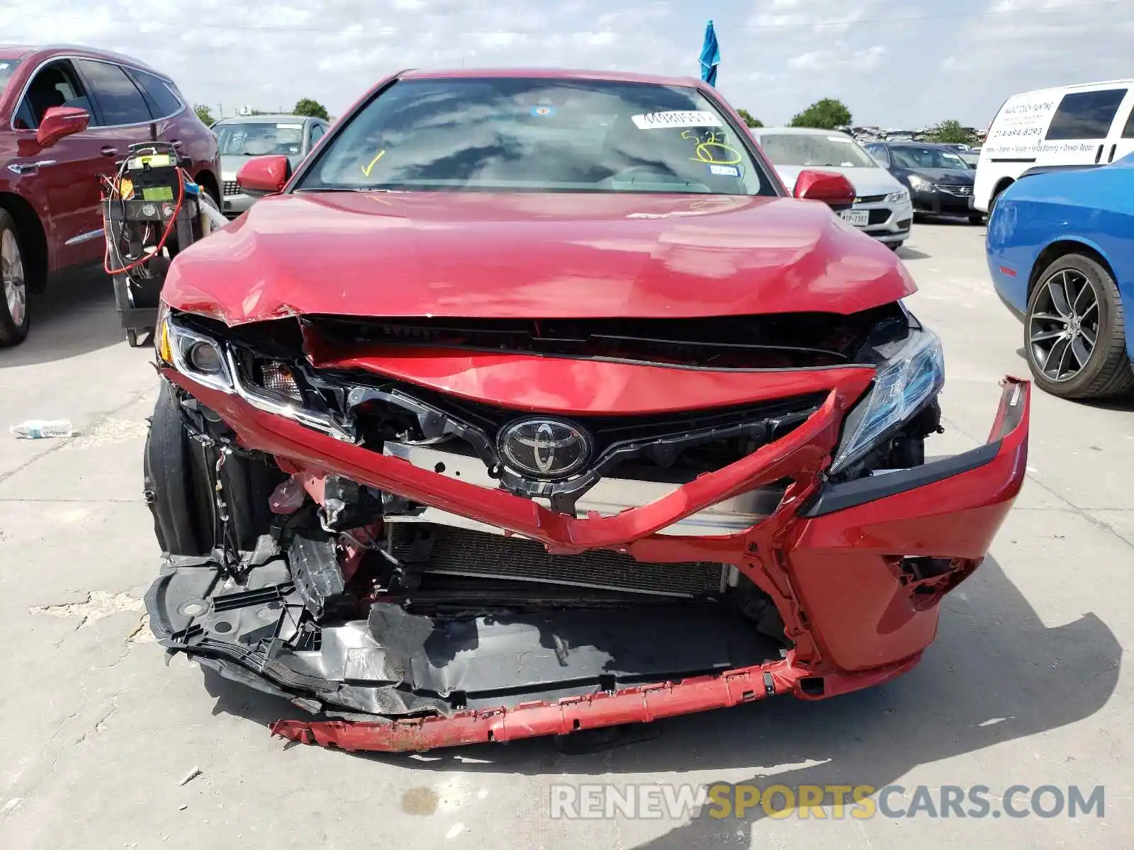 9 Photograph of a damaged car 4T1B11HK6KU289717 TOYOTA CAMRY 2019