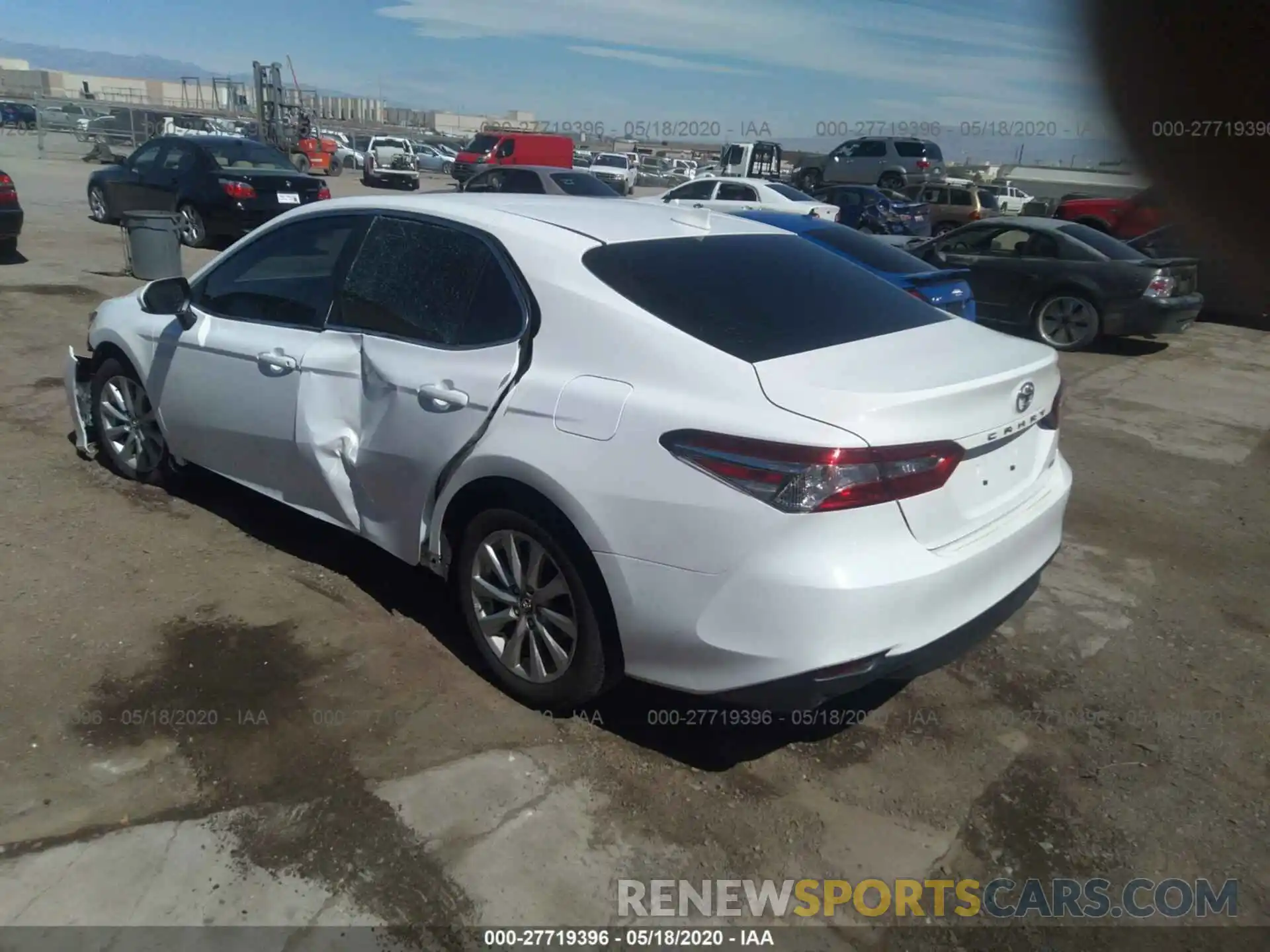 3 Photograph of a damaged car 4T1B11HK6KU290592 TOYOTA CAMRY 2019