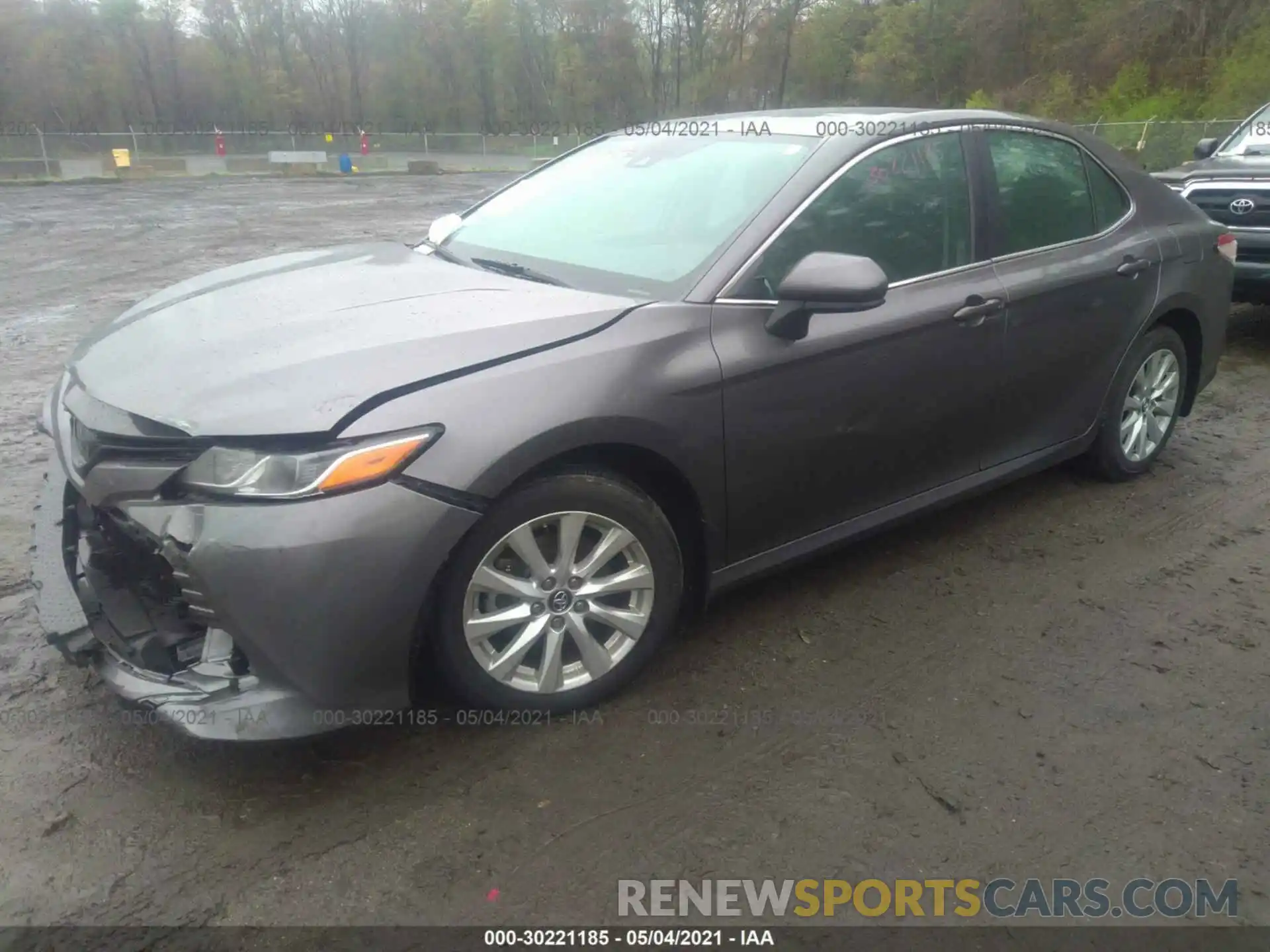 2 Photograph of a damaged car 4T1B11HK6KU290723 TOYOTA CAMRY 2019