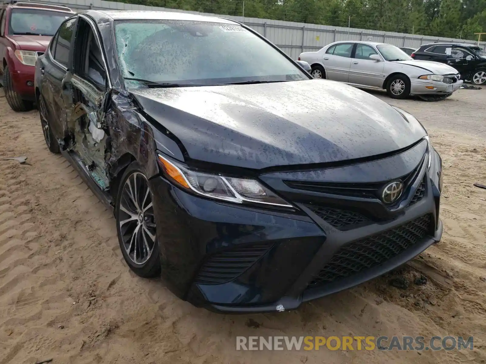 1 Photograph of a damaged car 4T1B11HK6KU291659 TOYOTA CAMRY 2019