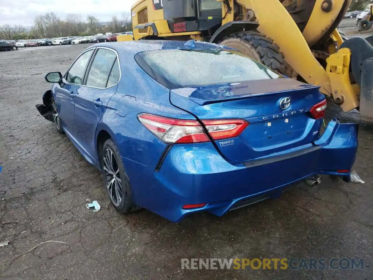 3 Photograph of a damaged car 4T1B11HK6KU294741 TOYOTA CAMRY 2019