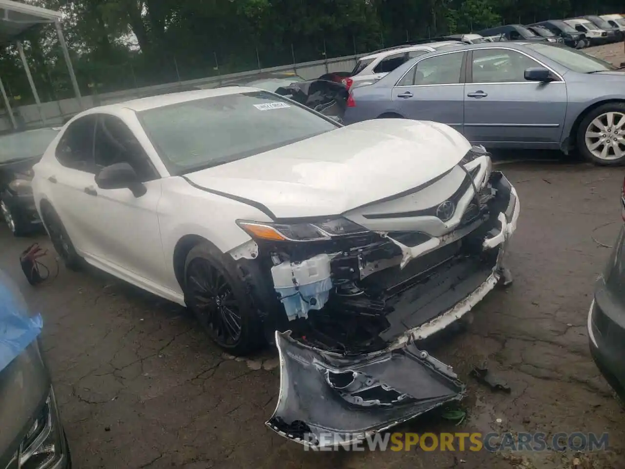 1 Photograph of a damaged car 4T1B11HK6KU298109 TOYOTA CAMRY 2019