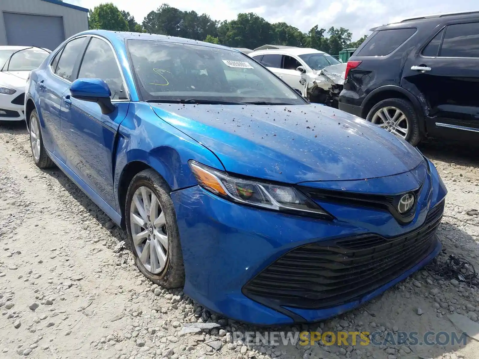 1 Photograph of a damaged car 4T1B11HK6KU298711 TOYOTA CAMRY 2019