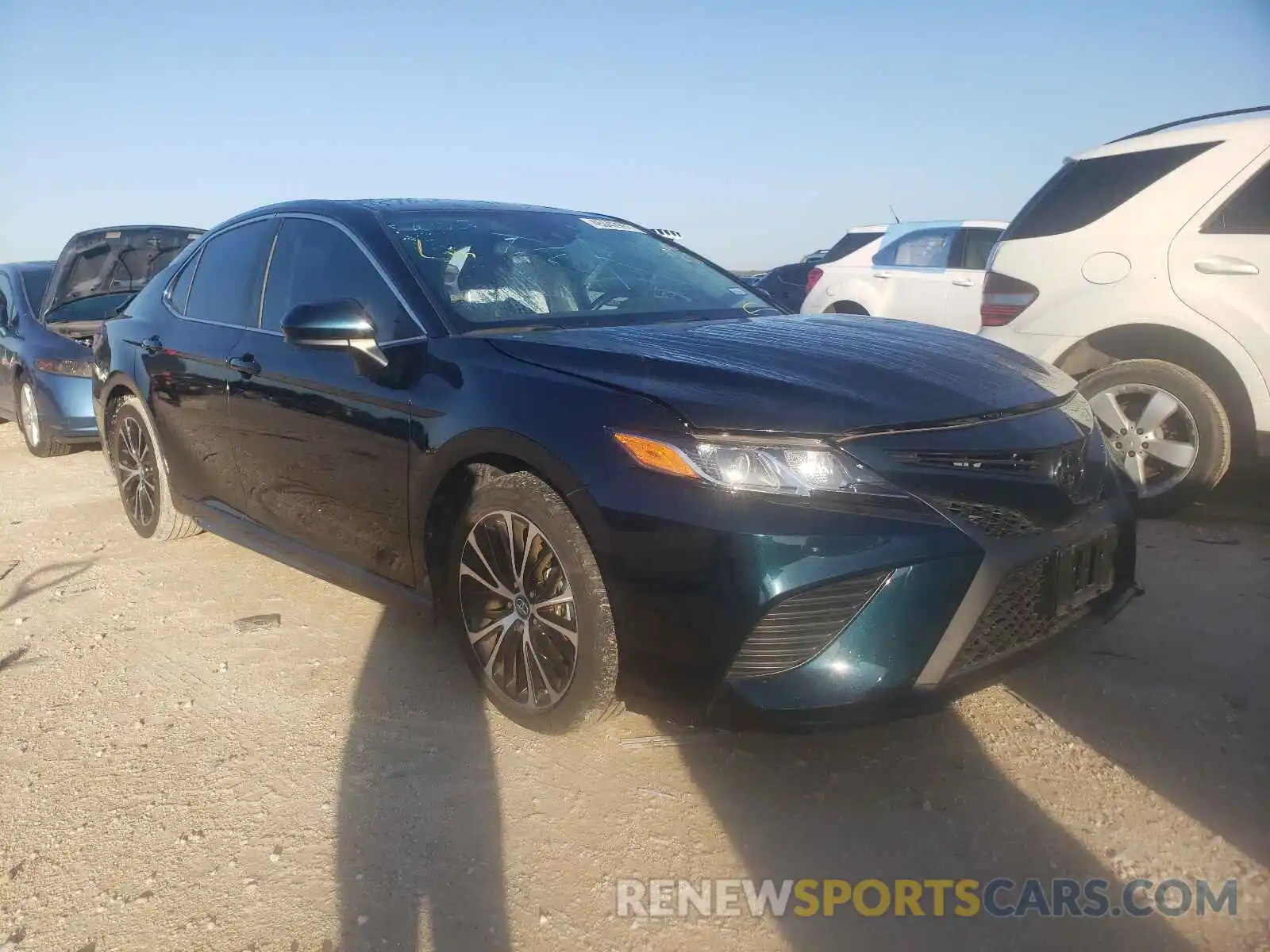 1 Photograph of a damaged car 4T1B11HK6KU298823 TOYOTA CAMRY 2019