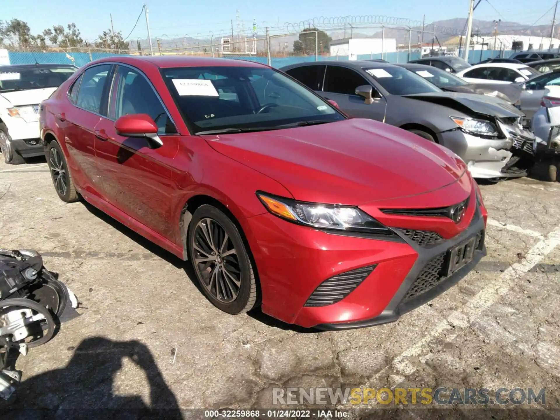 1 Photograph of a damaged car 4T1B11HK6KU299230 TOYOTA CAMRY 2019