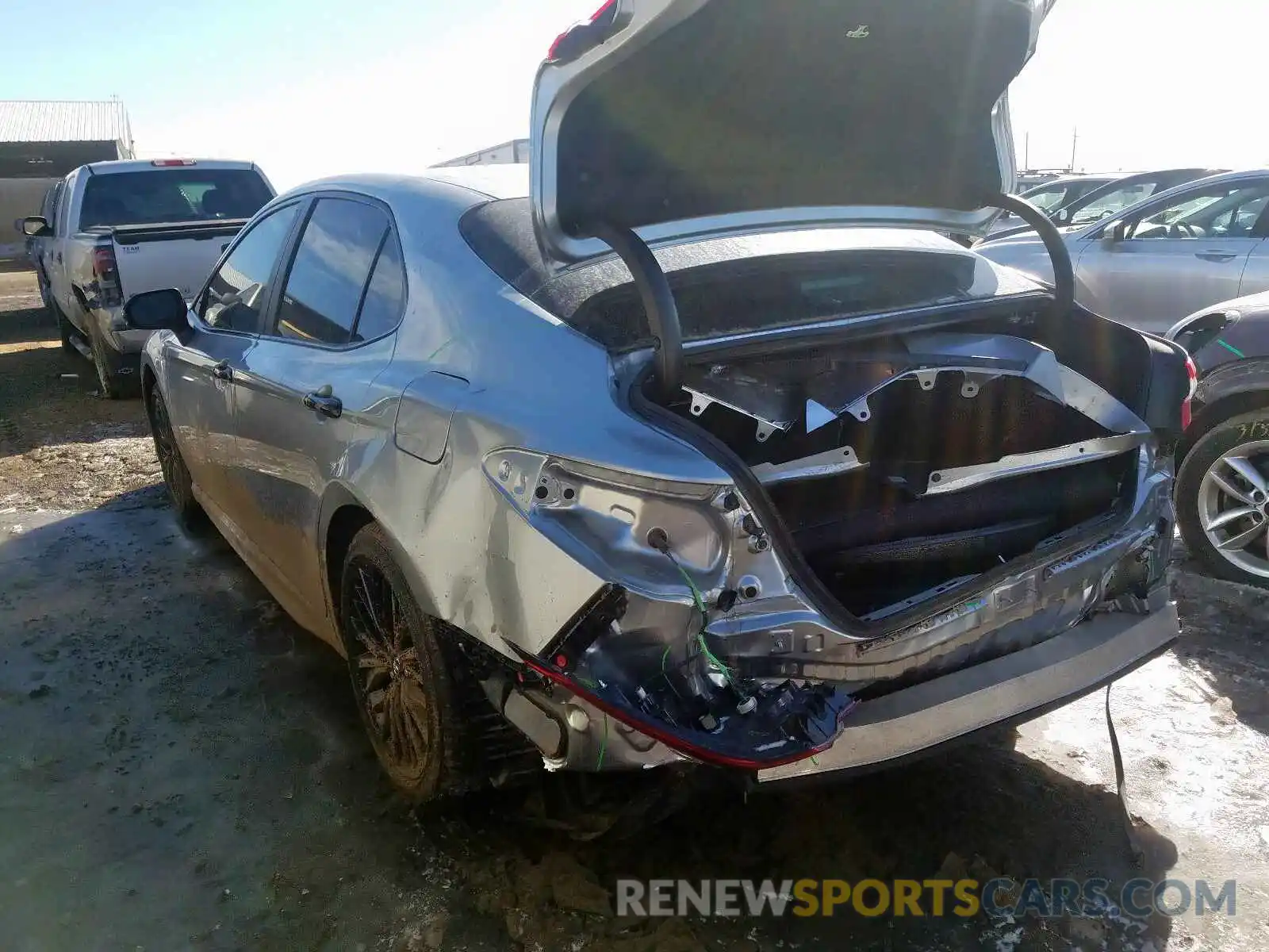 3 Photograph of a damaged car 4T1B11HK6KU299941 TOYOTA CAMRY 2019