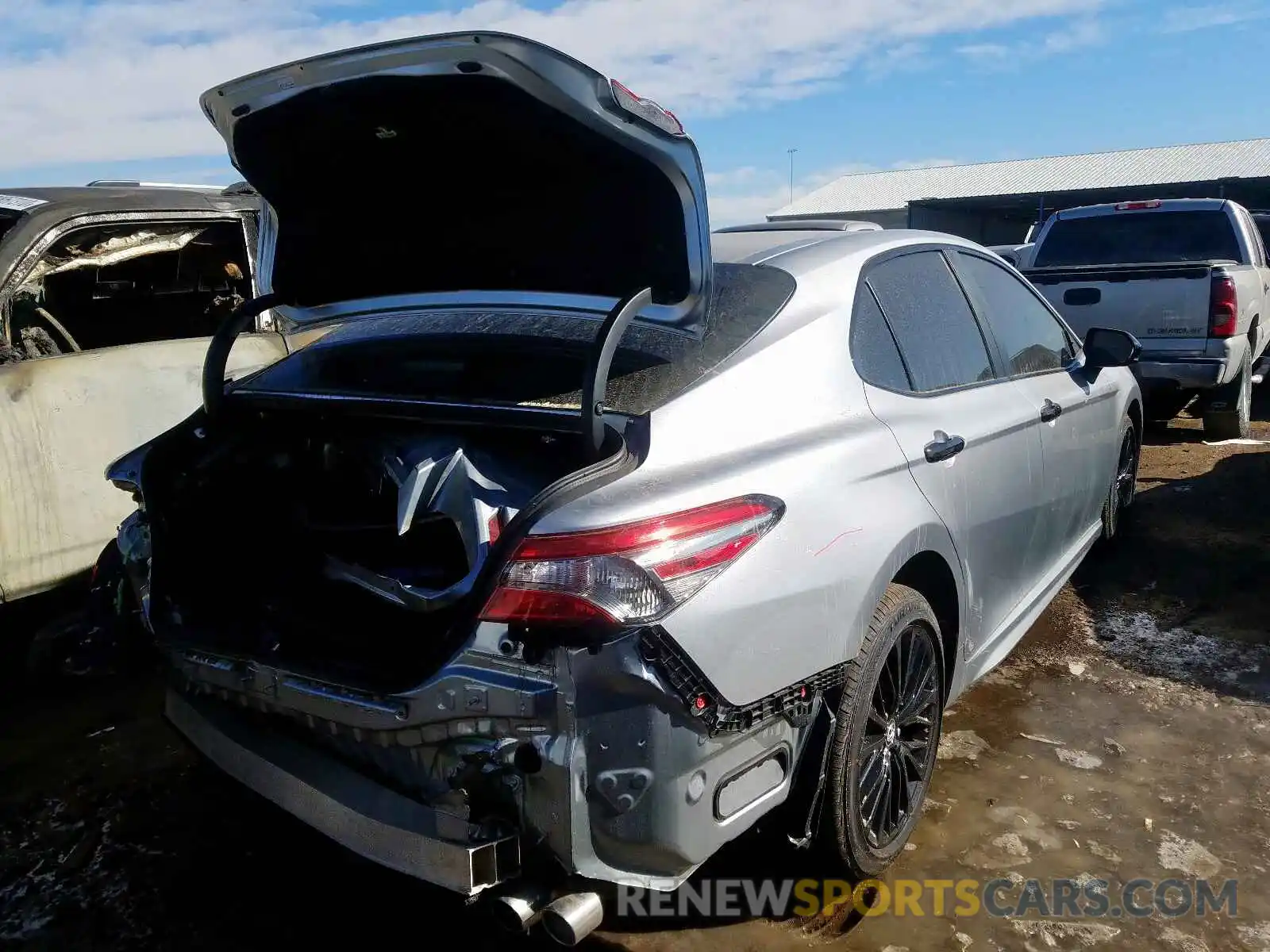 4 Photograph of a damaged car 4T1B11HK6KU299941 TOYOTA CAMRY 2019