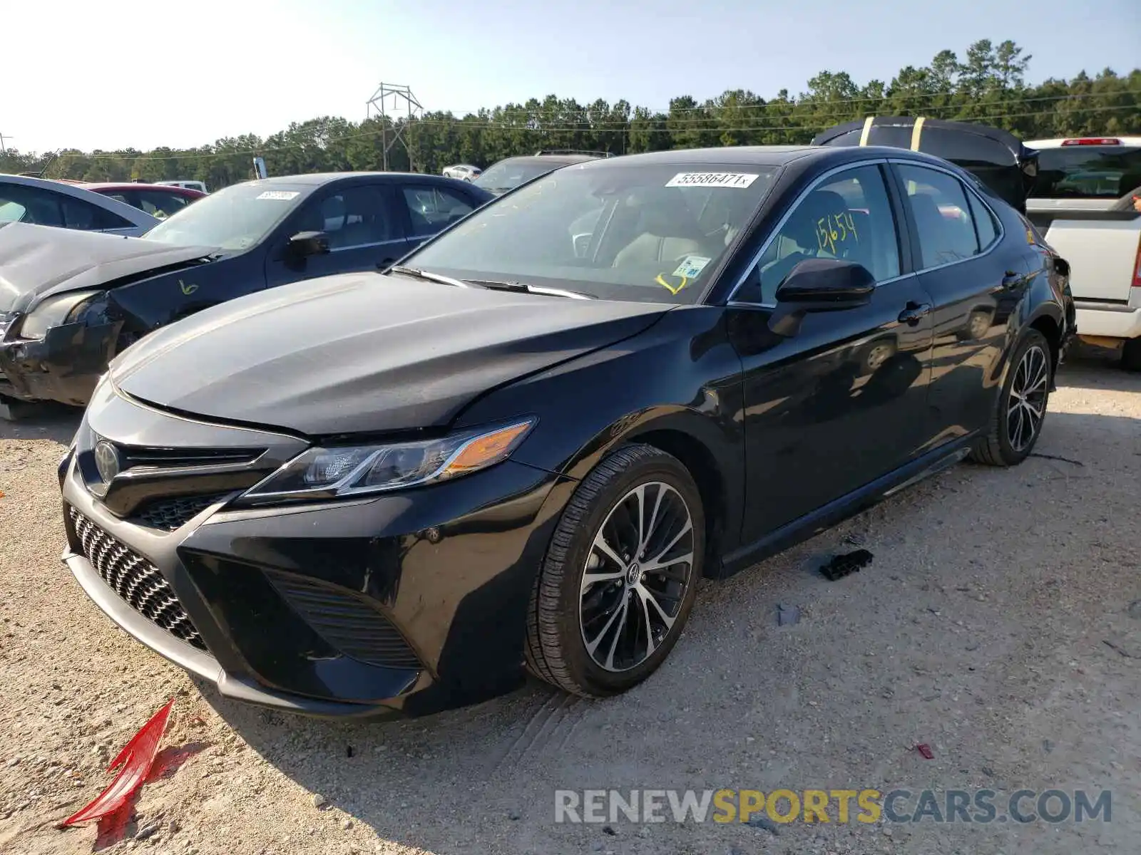 2 Photograph of a damaged car 4T1B11HK6KU679037 TOYOTA CAMRY 2019