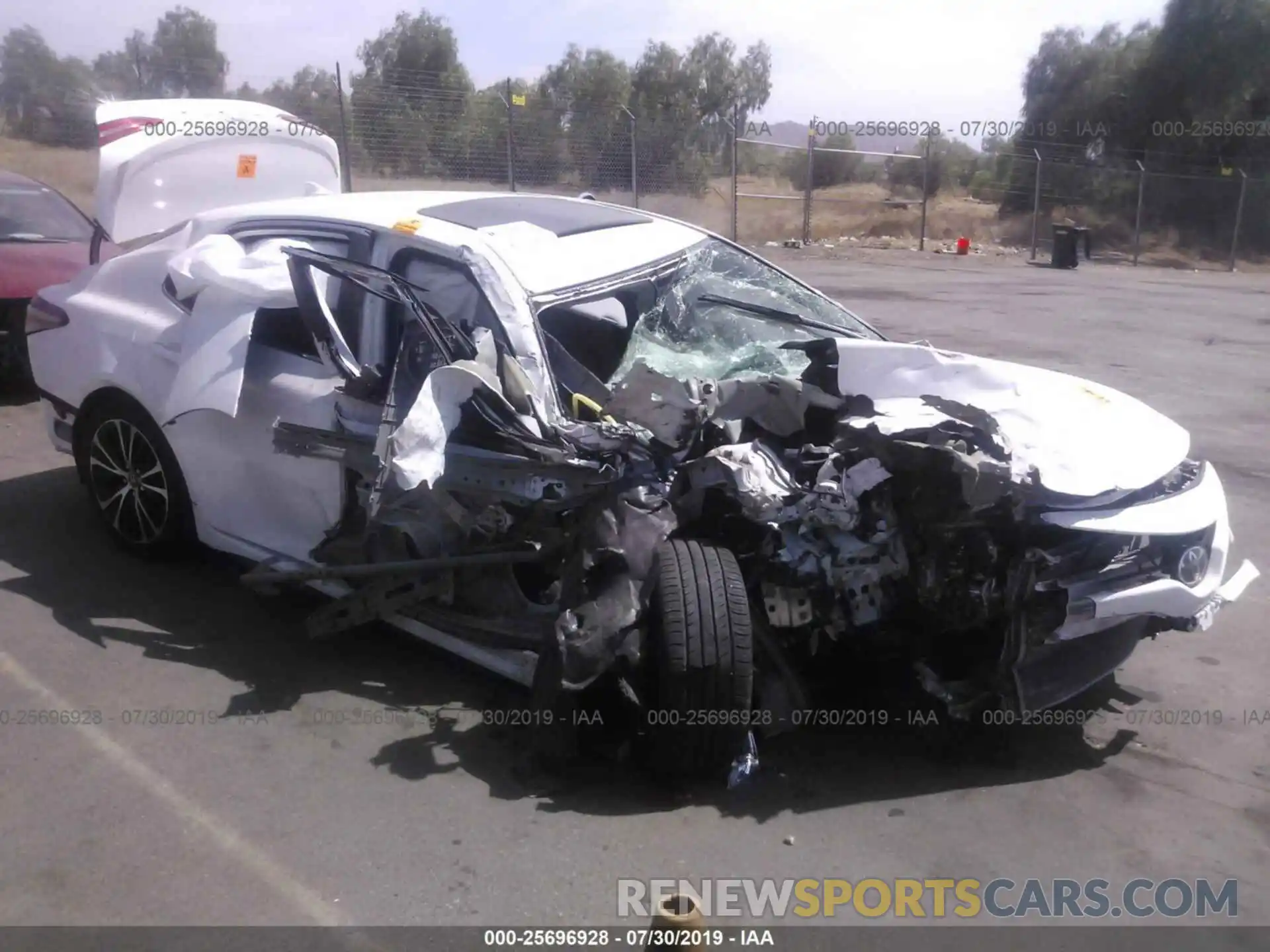 1 Photograph of a damaged car 4T1B11HK6KU679104 TOYOTA CAMRY 2019