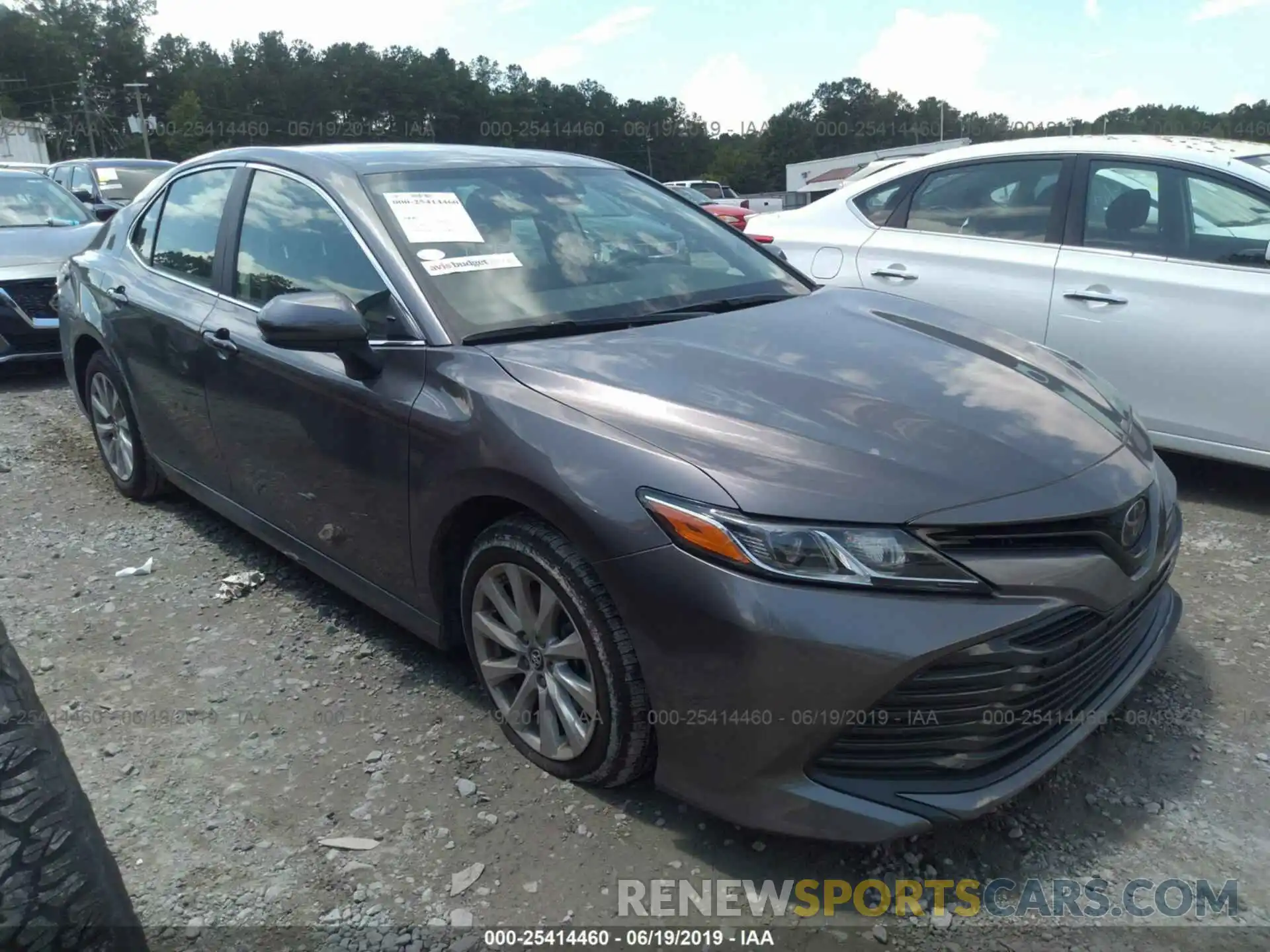 1 Photograph of a damaged car 4T1B11HK6KU679314 TOYOTA CAMRY 2019