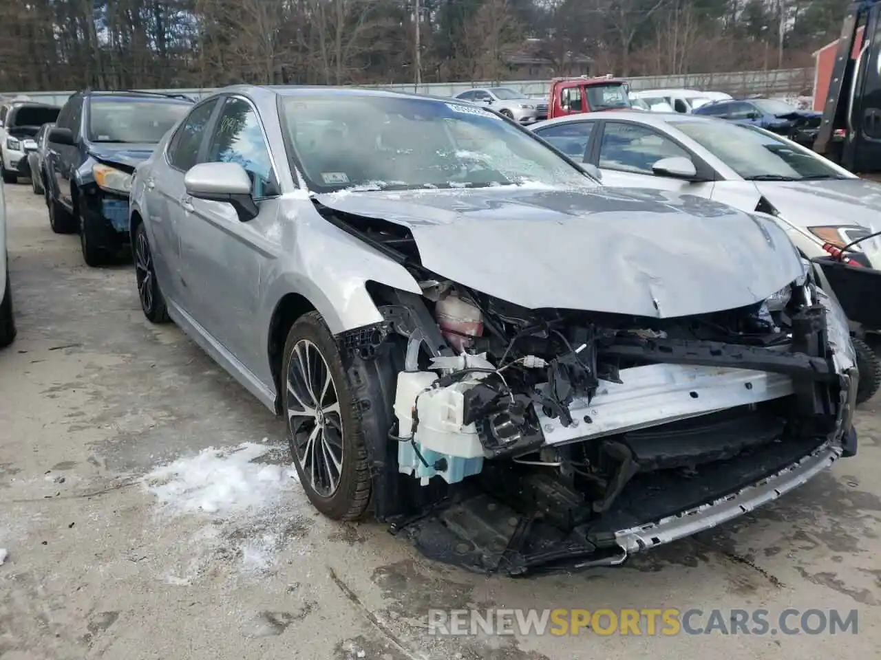 1 Photograph of a damaged car 4T1B11HK6KU682553 TOYOTA CAMRY 2019