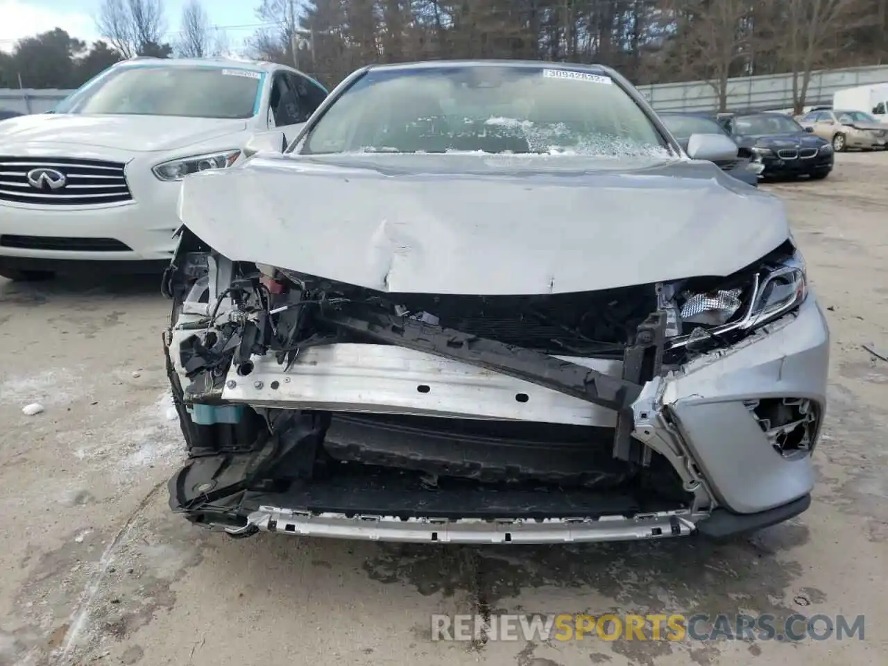 9 Photograph of a damaged car 4T1B11HK6KU682553 TOYOTA CAMRY 2019