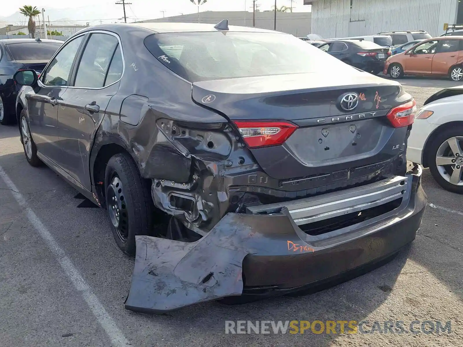 3 Photograph of a damaged car 4T1B11HK6KU682925 TOYOTA CAMRY 2019