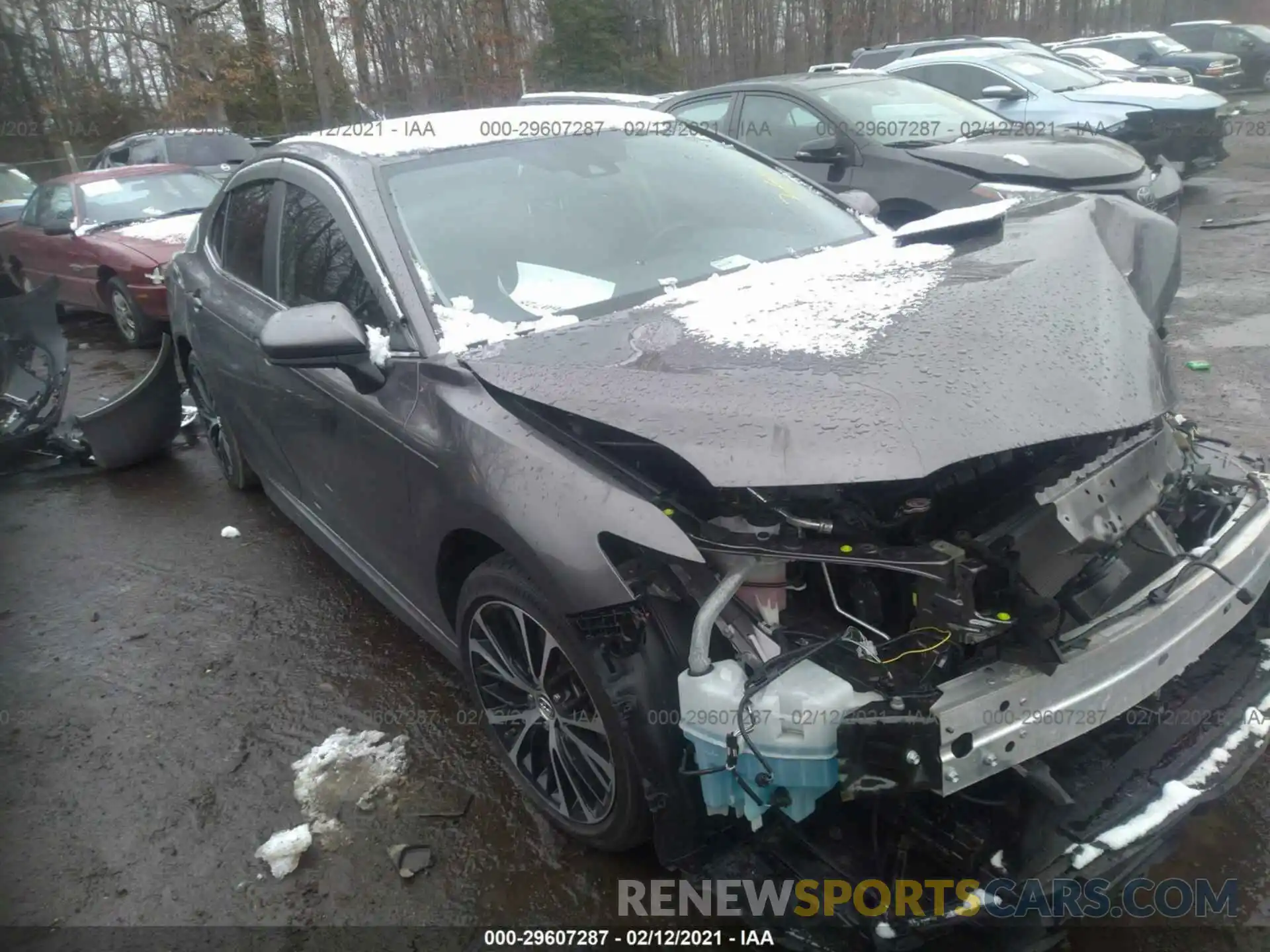 1 Photograph of a damaged car 4T1B11HK6KU683167 TOYOTA CAMRY 2019