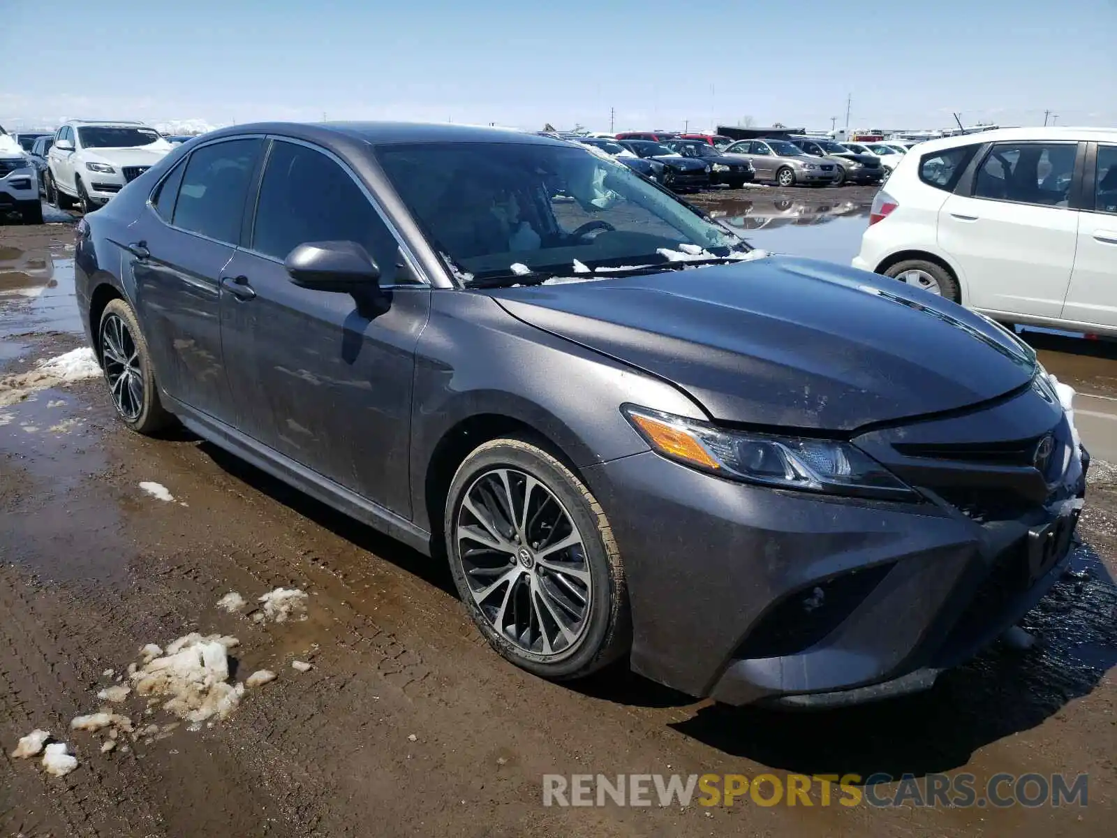 1 Photograph of a damaged car 4T1B11HK6KU683377 TOYOTA CAMRY 2019