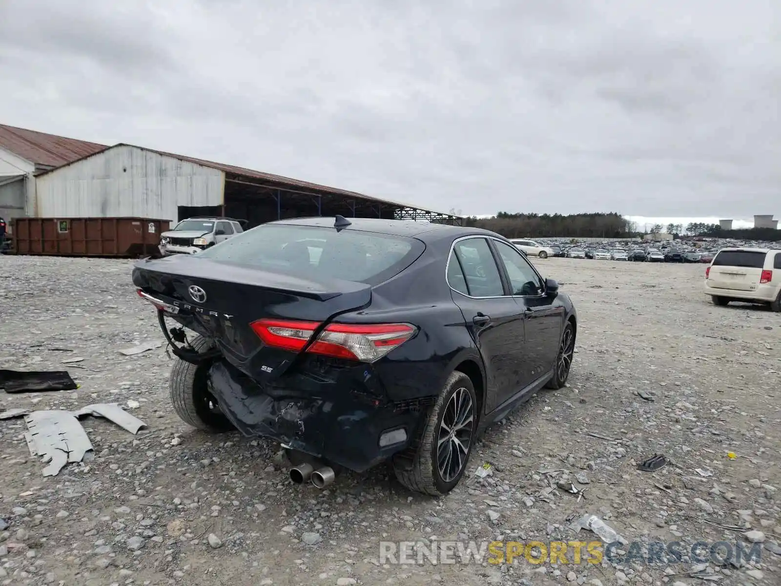 4 Photograph of a damaged car 4T1B11HK6KU683685 TOYOTA CAMRY 2019