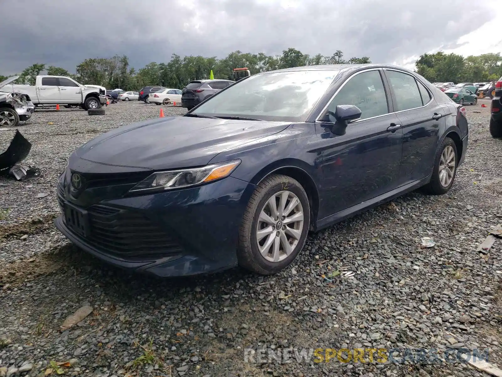 2 Photograph of a damaged car 4T1B11HK6KU684867 TOYOTA CAMRY 2019