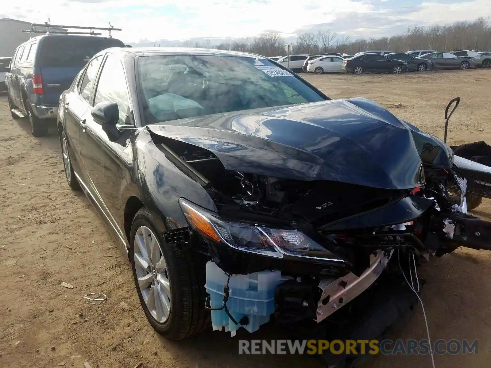 1 Photograph of a damaged car 4T1B11HK6KU685565 TOYOTA CAMRY 2019