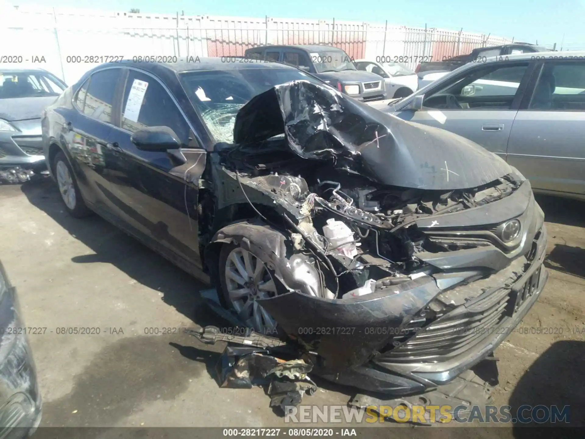 1 Photograph of a damaged car 4T1B11HK6KU686523 TOYOTA CAMRY 2019