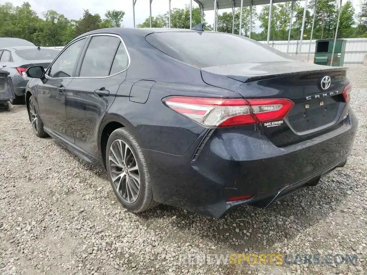 3 Photograph of a damaged car 4T1B11HK6KU687431 TOYOTA CAMRY 2019