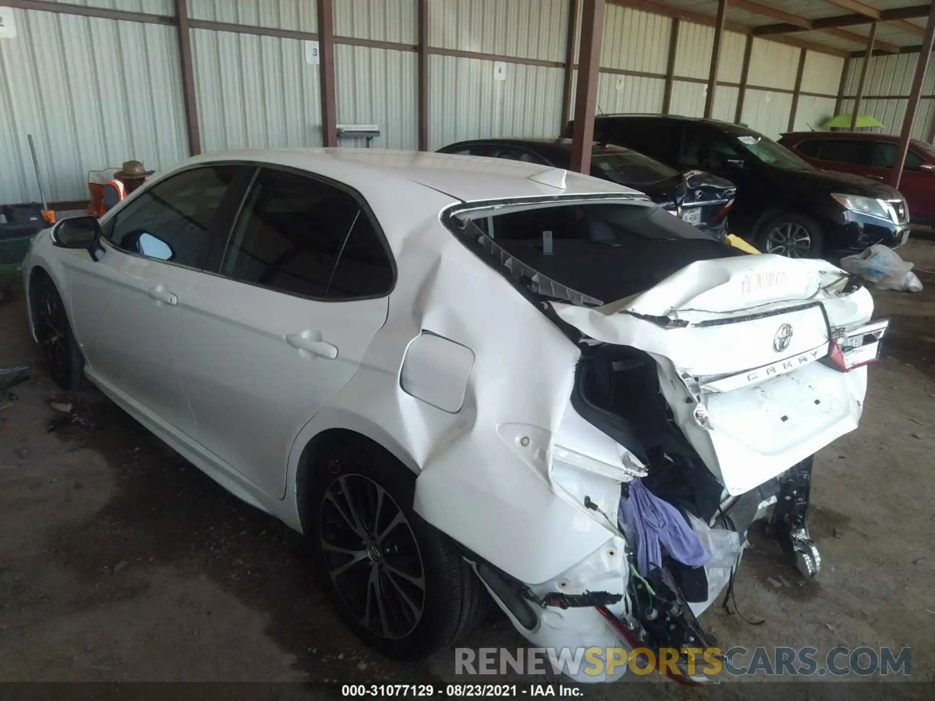 3 Photograph of a damaged car 4T1B11HK6KU688210 TOYOTA CAMRY 2019