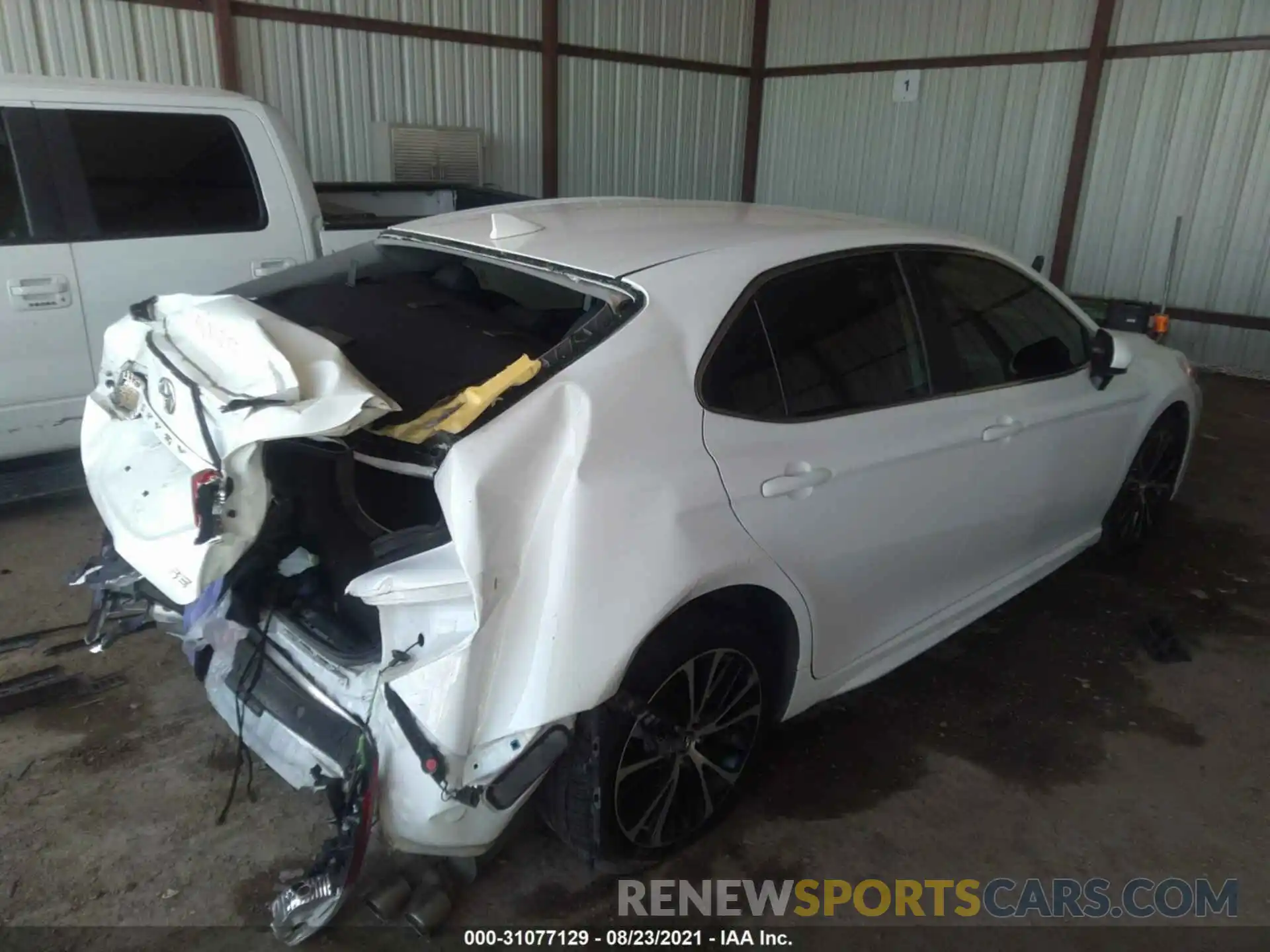 4 Photograph of a damaged car 4T1B11HK6KU688210 TOYOTA CAMRY 2019