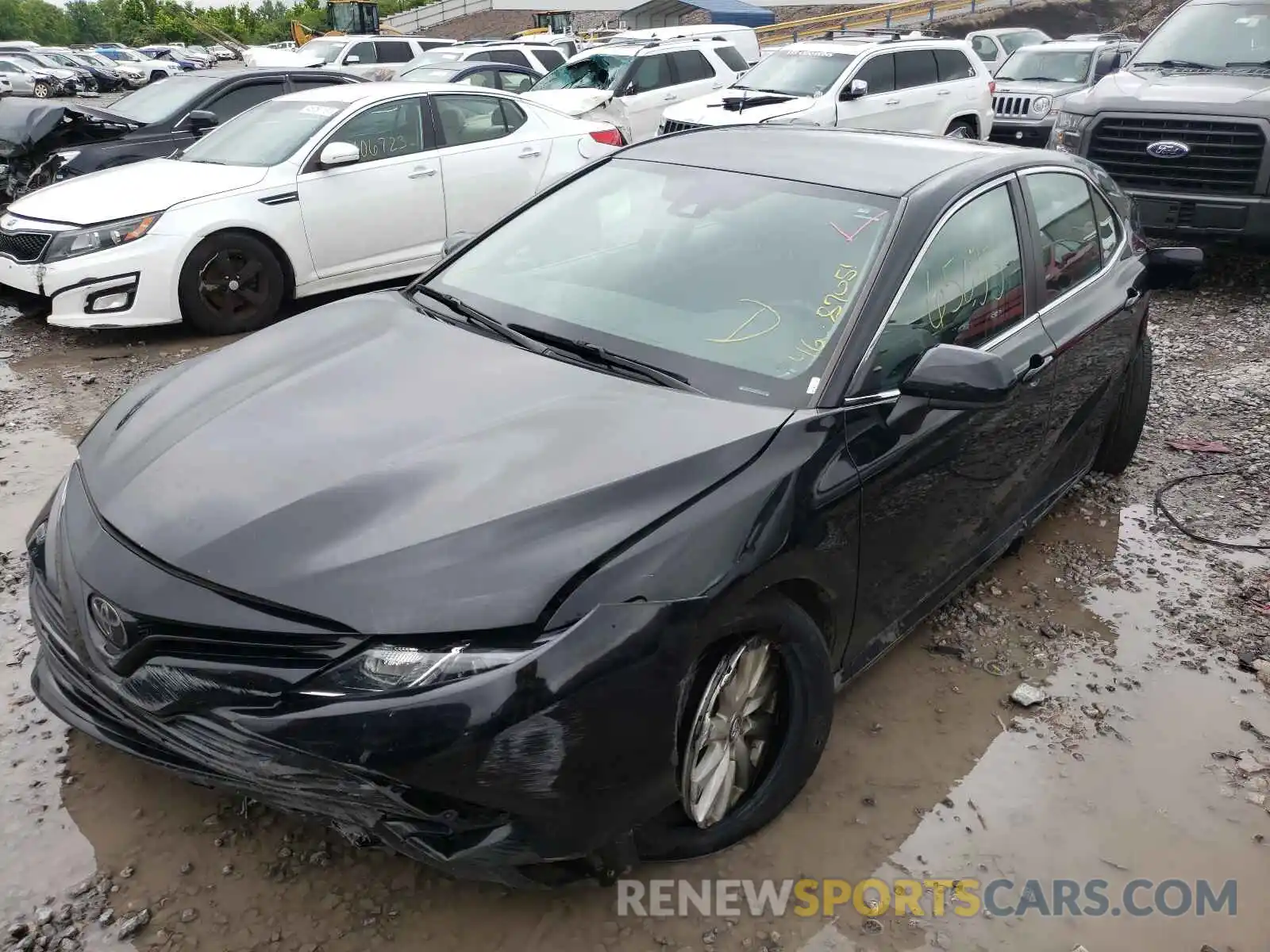 2 Photograph of a damaged car 4T1B11HK6KU688952 TOYOTA CAMRY 2019