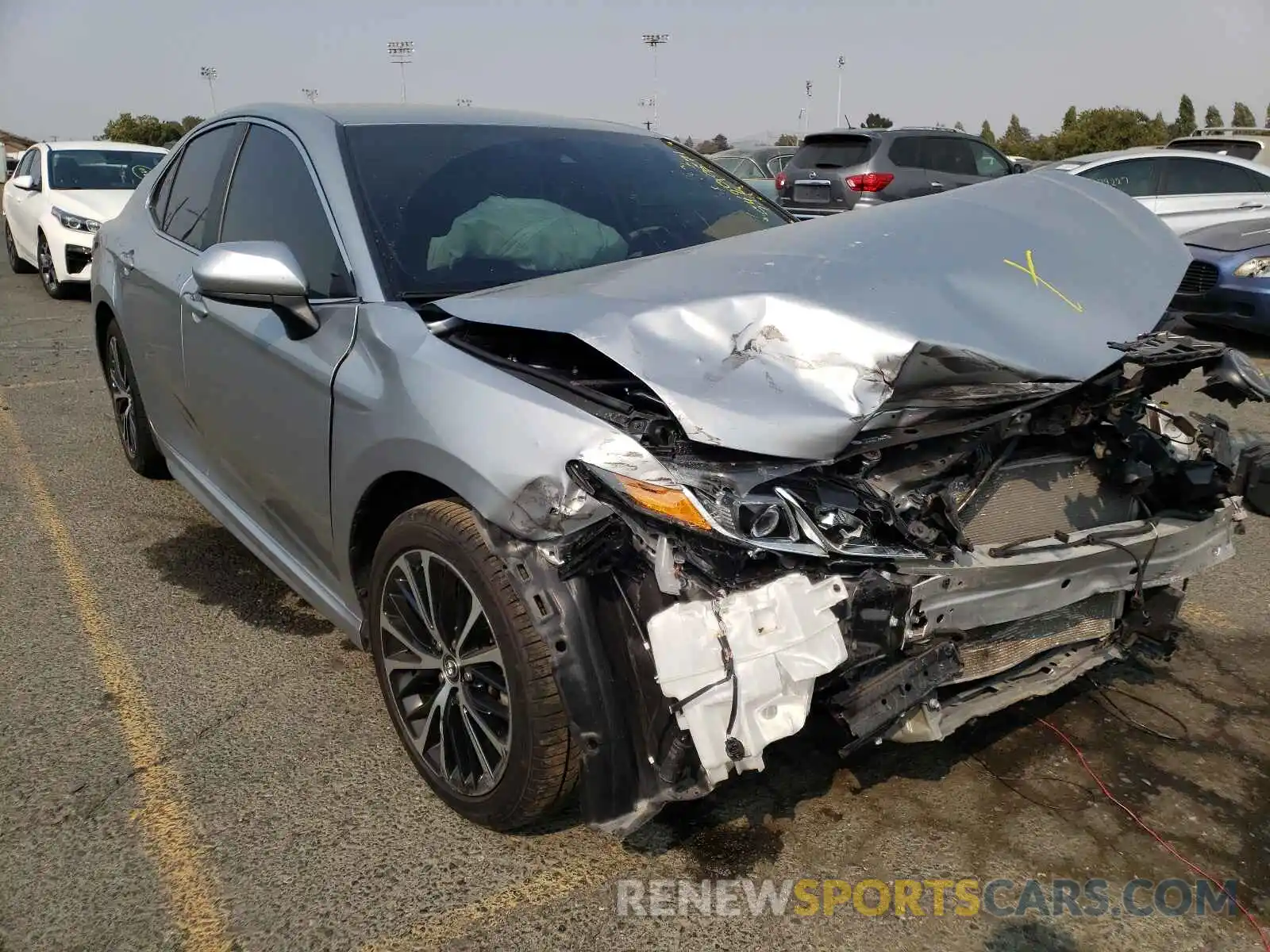 1 Photograph of a damaged car 4T1B11HK6KU690507 TOYOTA CAMRY 2019