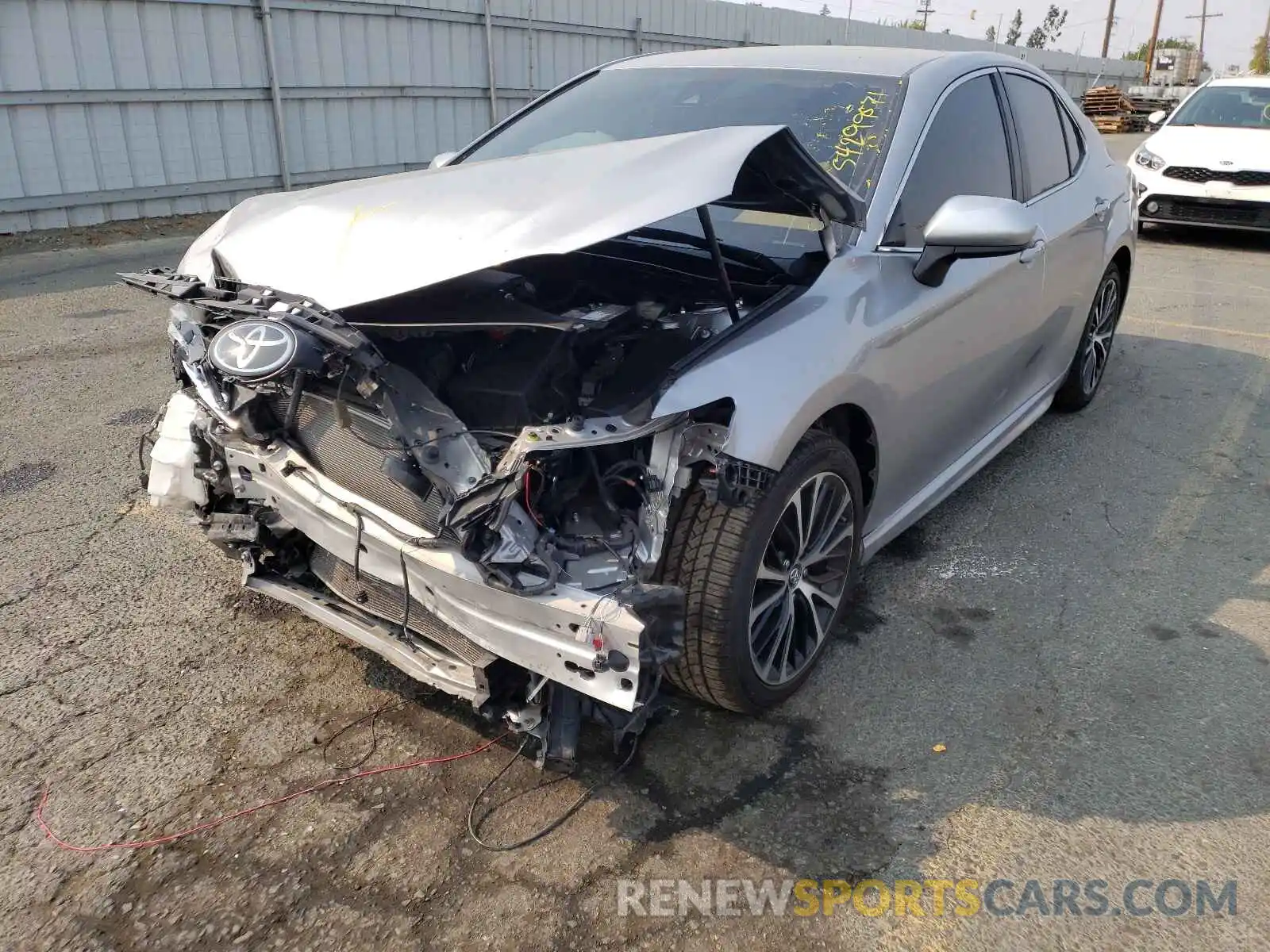 2 Фотография поврежденного автомобиля 4T1B11HK6KU690507 TOYOTA CAMRY 2019