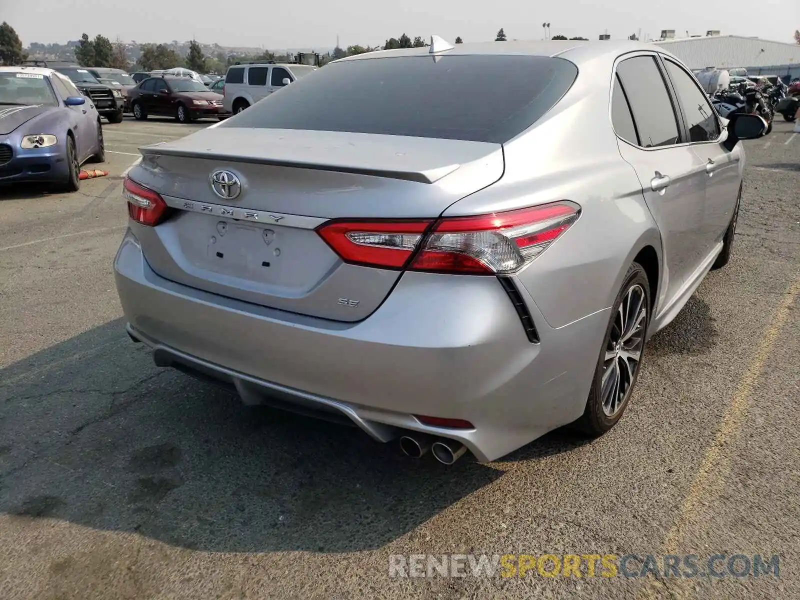 4 Photograph of a damaged car 4T1B11HK6KU690507 TOYOTA CAMRY 2019