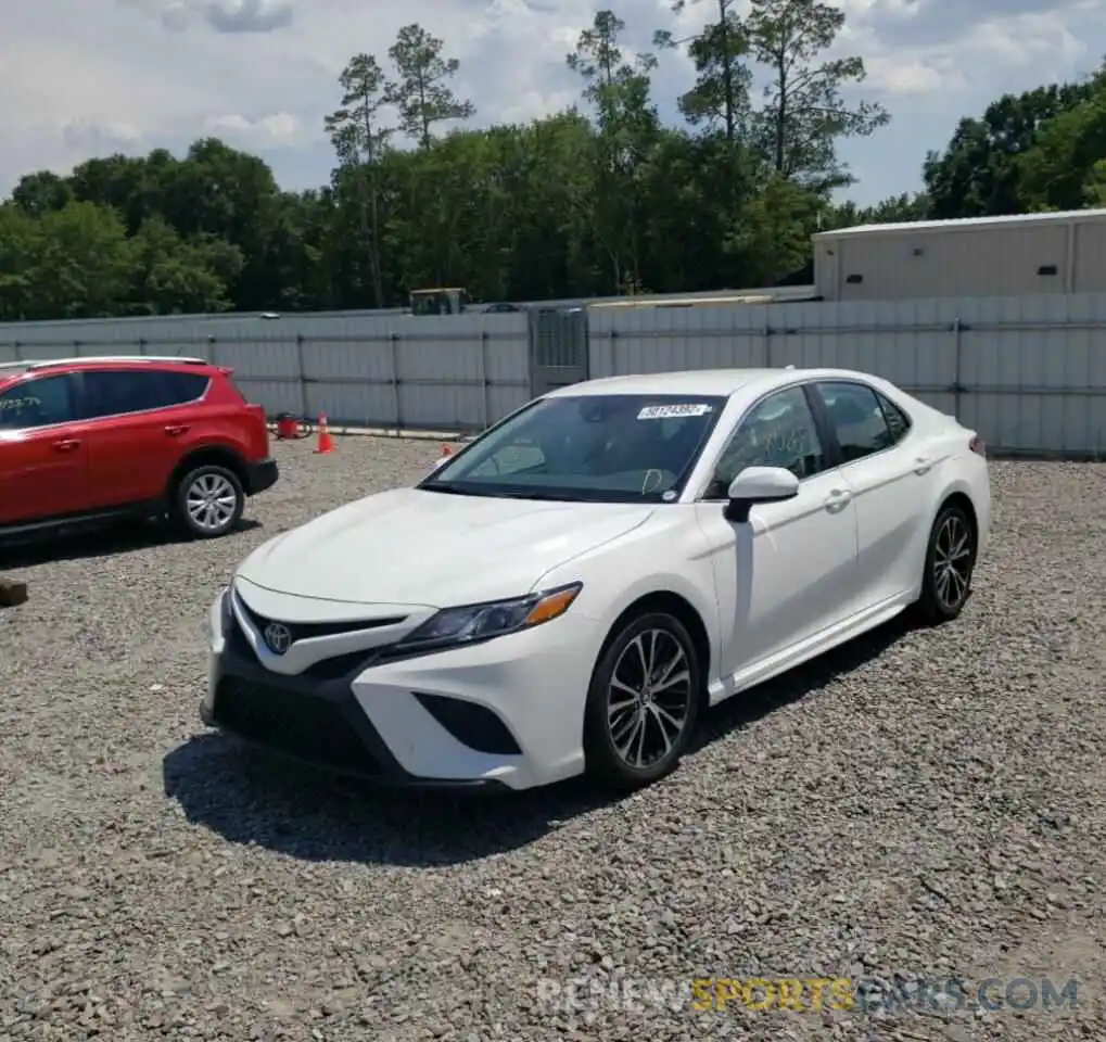 2 Photograph of a damaged car 4T1B11HK6KU690667 TOYOTA CAMRY 2019