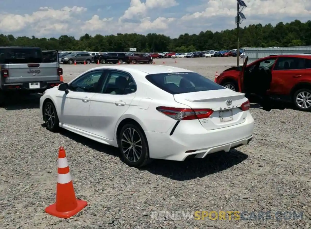 3 Photograph of a damaged car 4T1B11HK6KU690667 TOYOTA CAMRY 2019