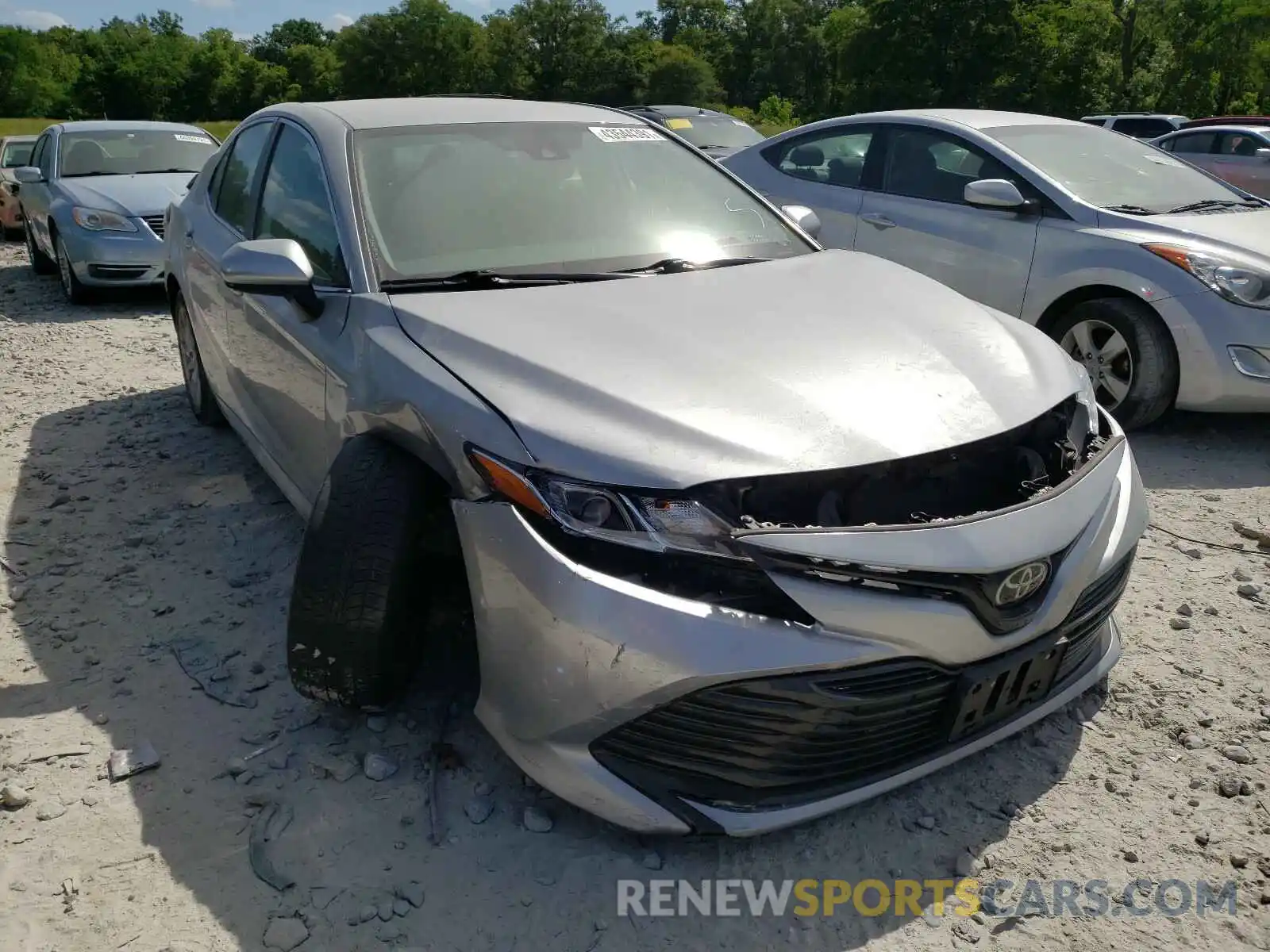 1 Photograph of a damaged car 4T1B11HK6KU691205 TOYOTA CAMRY 2019