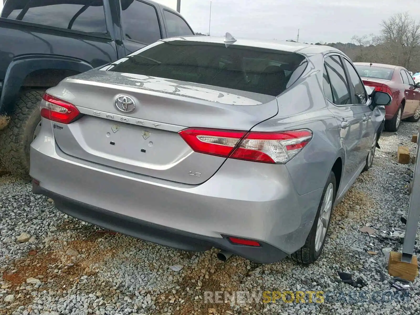 4 Фотография поврежденного автомобиля 4T1B11HK6KU691544 TOYOTA CAMRY 2019