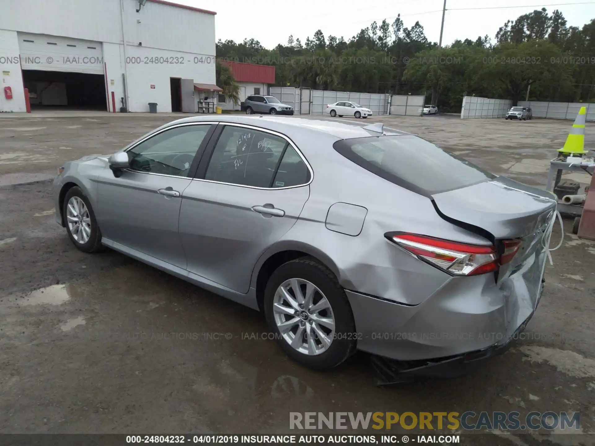 3 Photograph of a damaged car 4T1B11HK6KU694556 TOYOTA CAMRY 2019