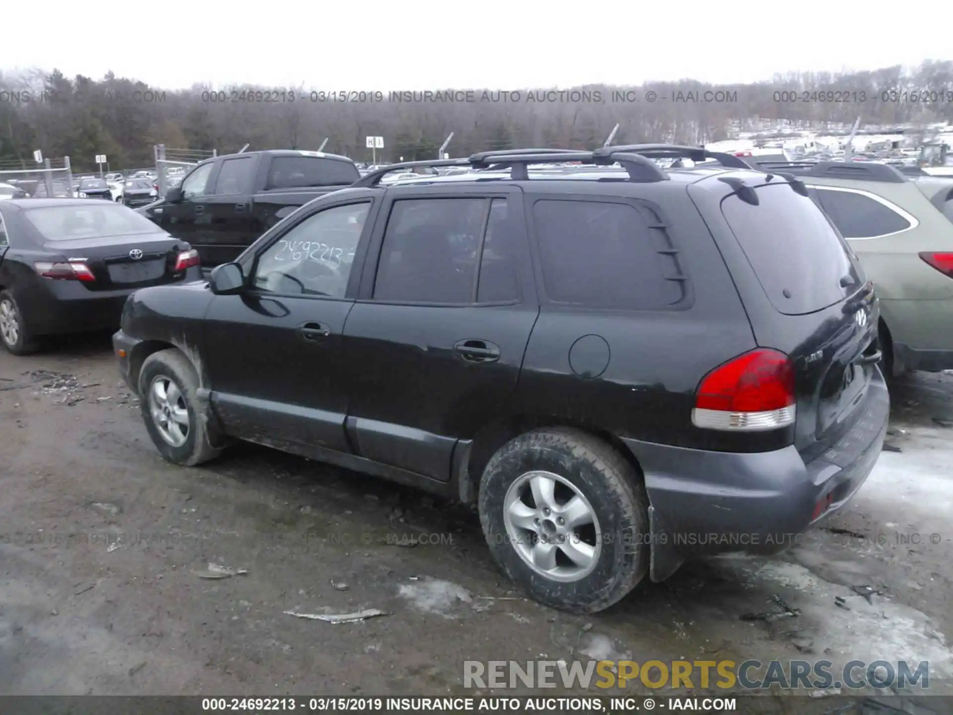 3 Photograph of a damaged car 4T1B11HK6KU696016 TOYOTA CAMRY 2019