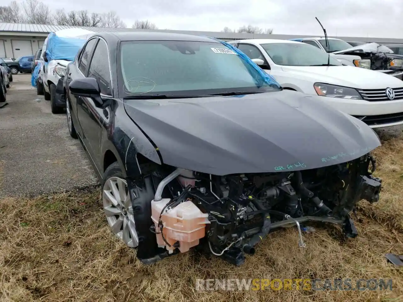 1 Photograph of a damaged car 4T1B11HK6KU696971 TOYOTA CAMRY 2019