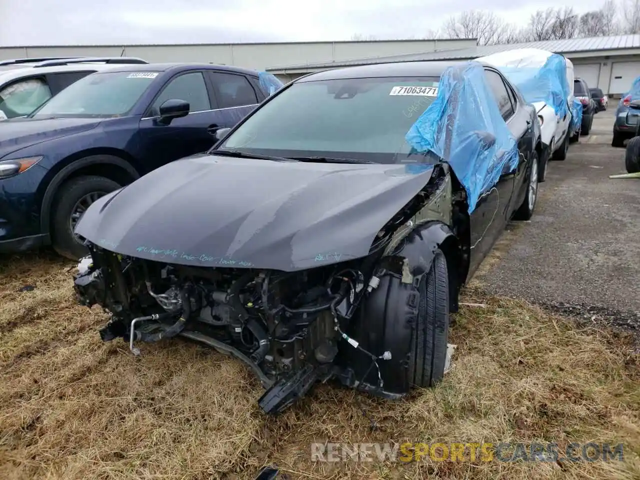 2 Photograph of a damaged car 4T1B11HK6KU696971 TOYOTA CAMRY 2019