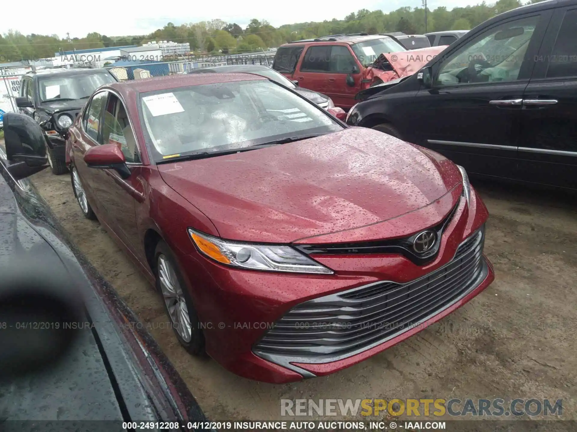 1 Photograph of a damaged car 4T1B11HK6KU697974 TOYOTA CAMRY 2019