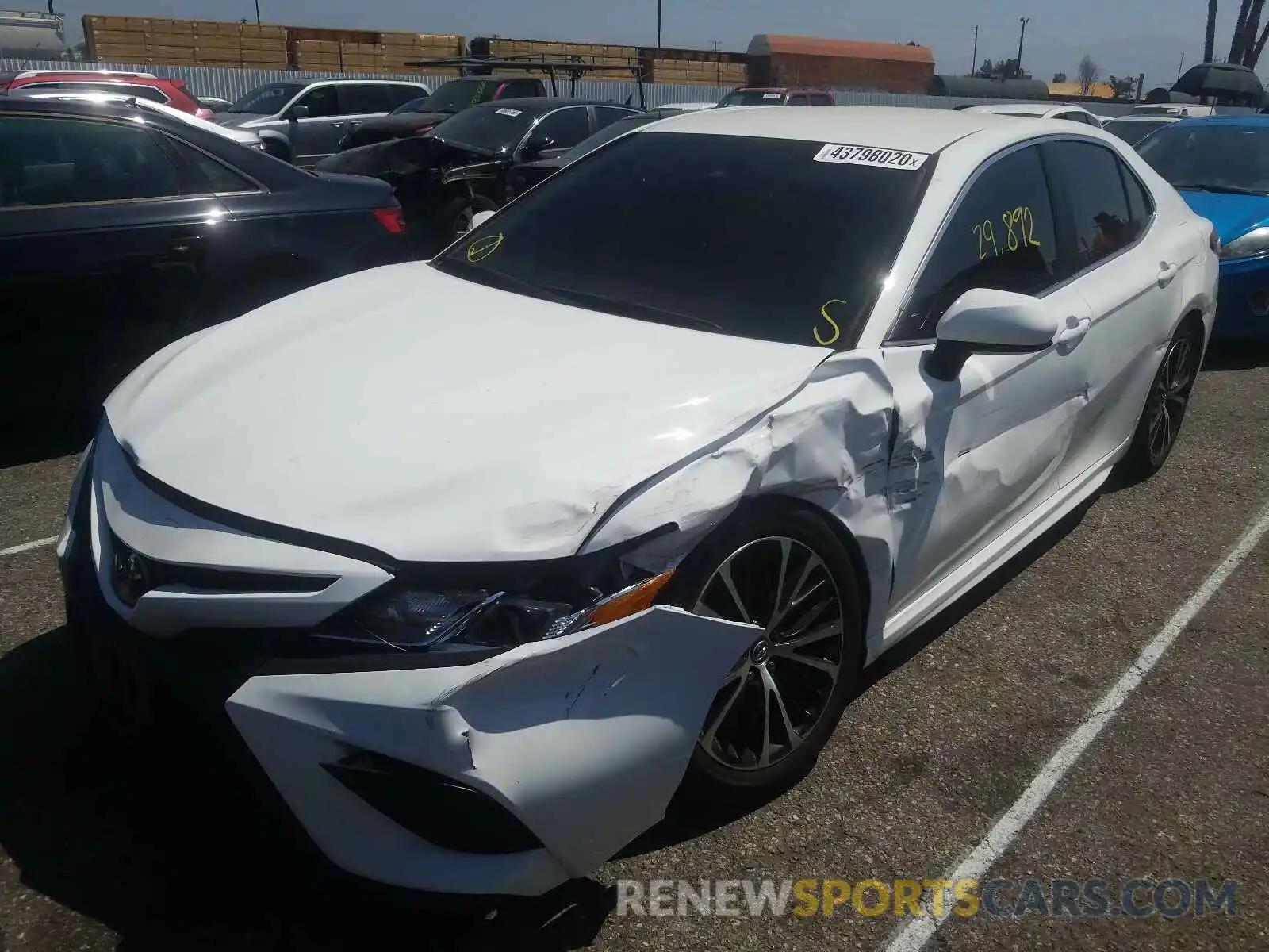 2 Photograph of a damaged car 4T1B11HK6KU699367 TOYOTA CAMRY 2019