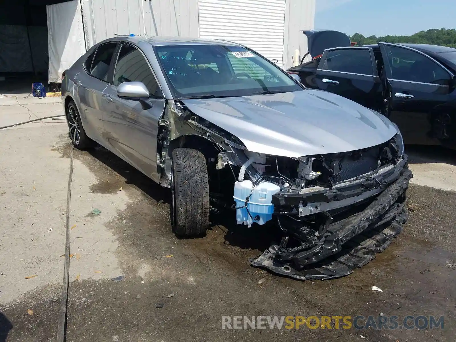 1 Photograph of a damaged car 4T1B11HK6KU700114 TOYOTA CAMRY 2019