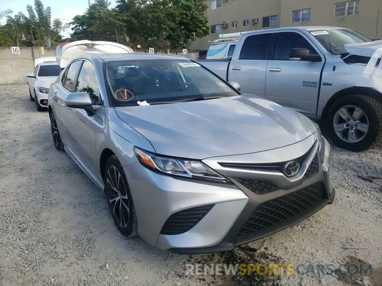 1 Photograph of a damaged car 4T1B11HK6KU700419 TOYOTA CAMRY 2019