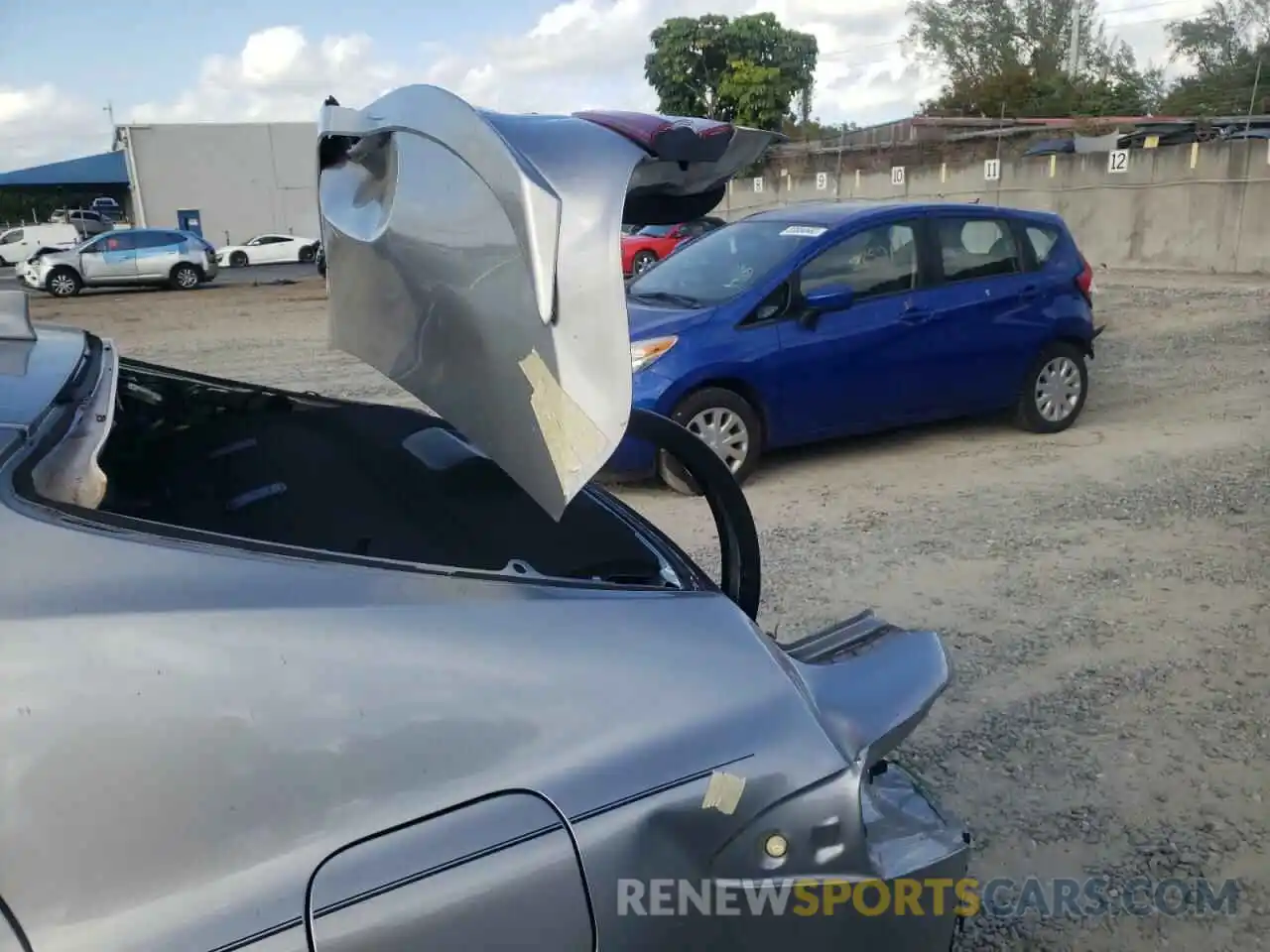 9 Photograph of a damaged car 4T1B11HK6KU700419 TOYOTA CAMRY 2019