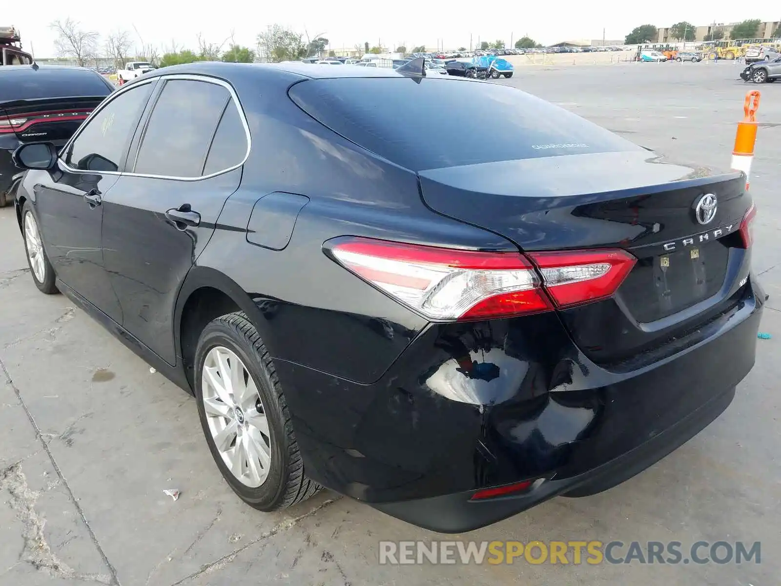 3 Photograph of a damaged car 4T1B11HK6KU701019 TOYOTA CAMRY 2019