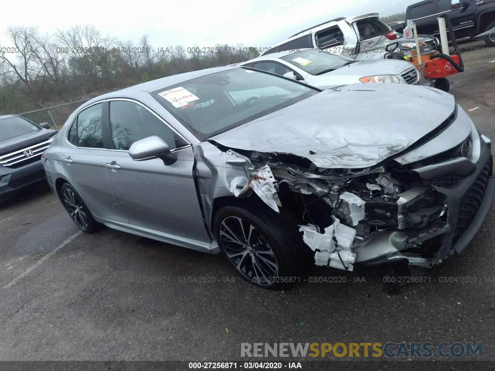 1 Photograph of a damaged car 4T1B11HK6KU701490 TOYOTA CAMRY 2019